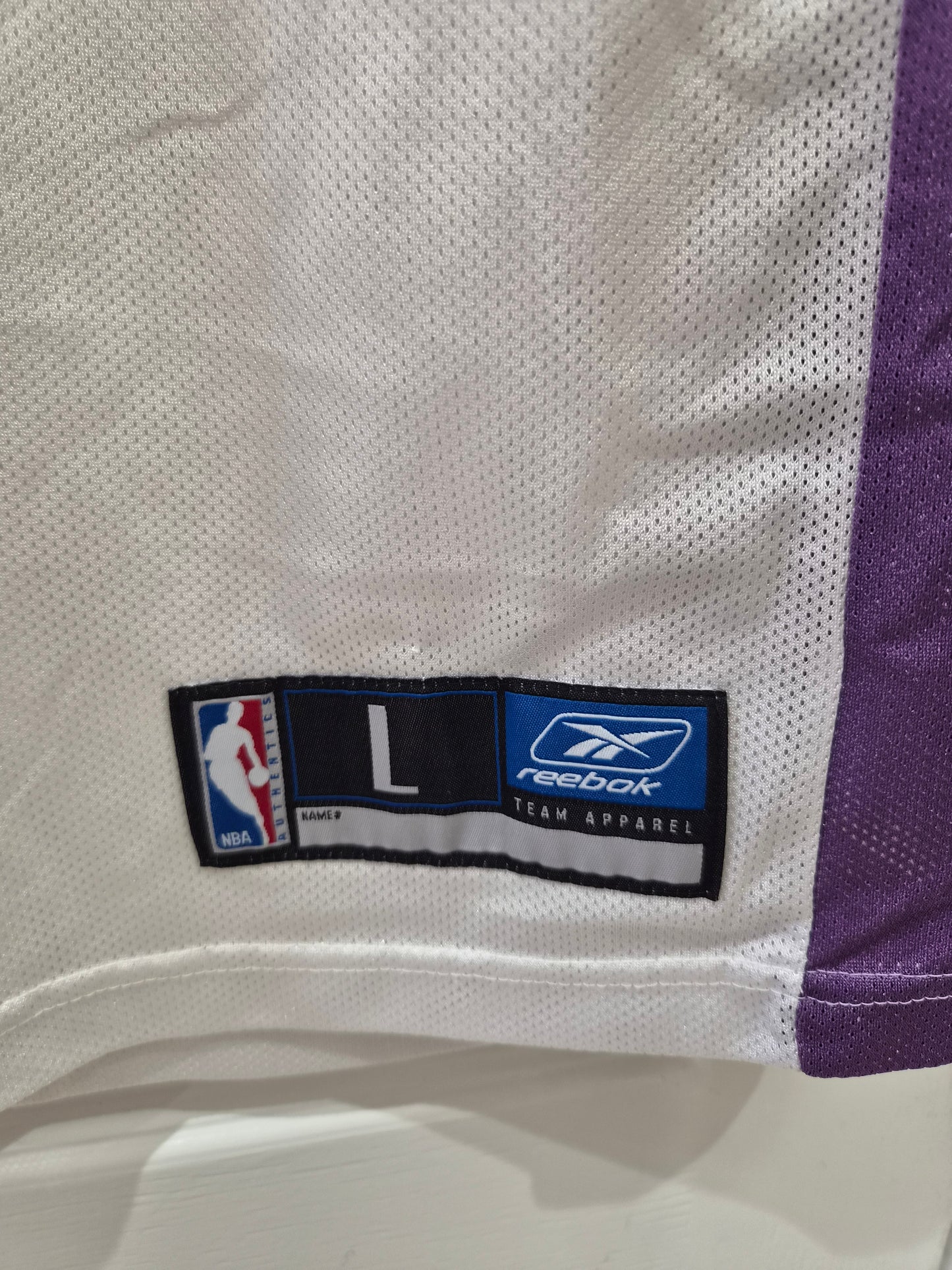 Reebok Sacramento Kings NBA Jersey, #4 Webber, White, Size Large