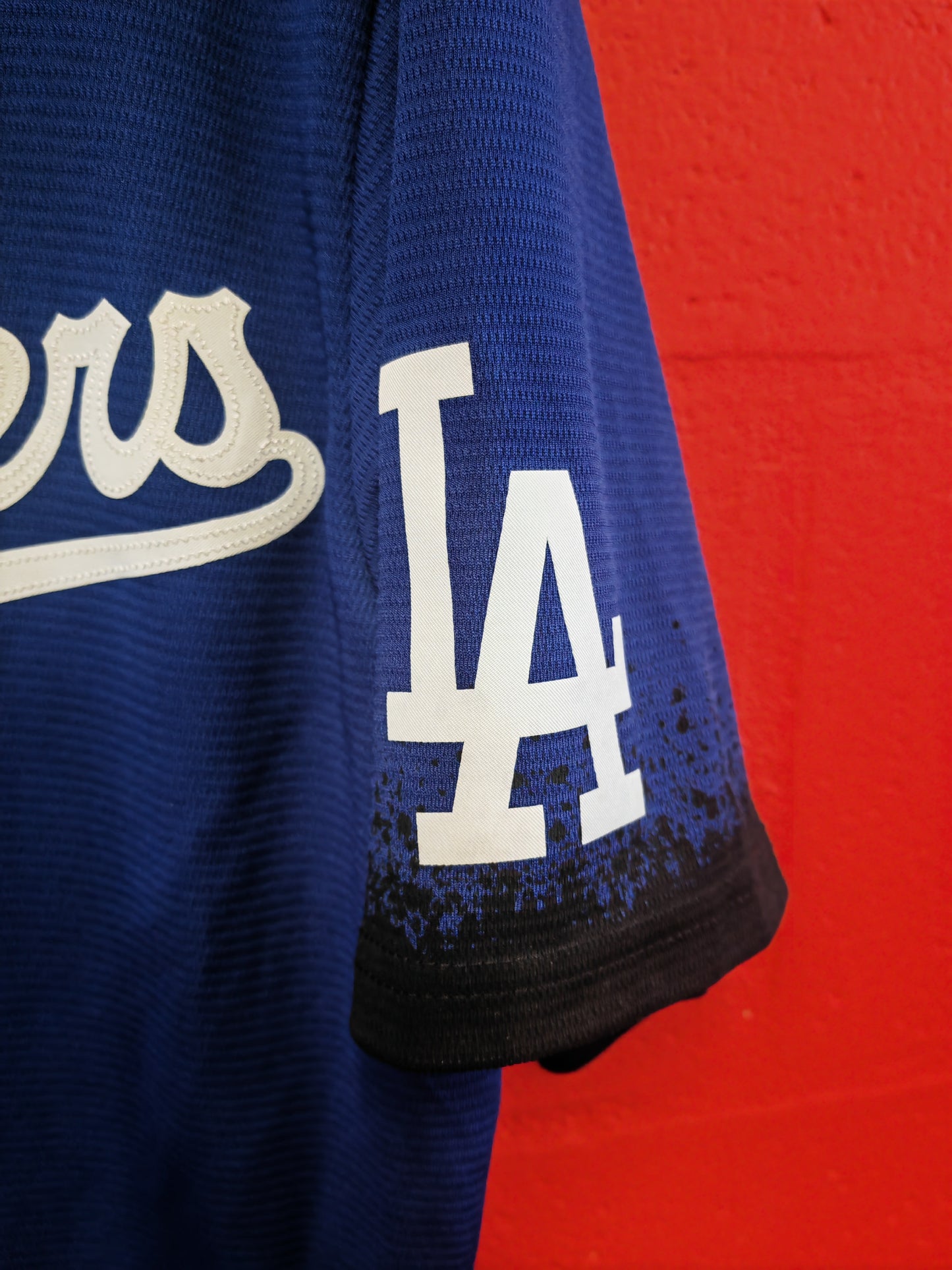 Nike Los Angeles Dodgers 'Los Dodgers' MLB Jersey, #35 Bellinger, Blue, Size Medium