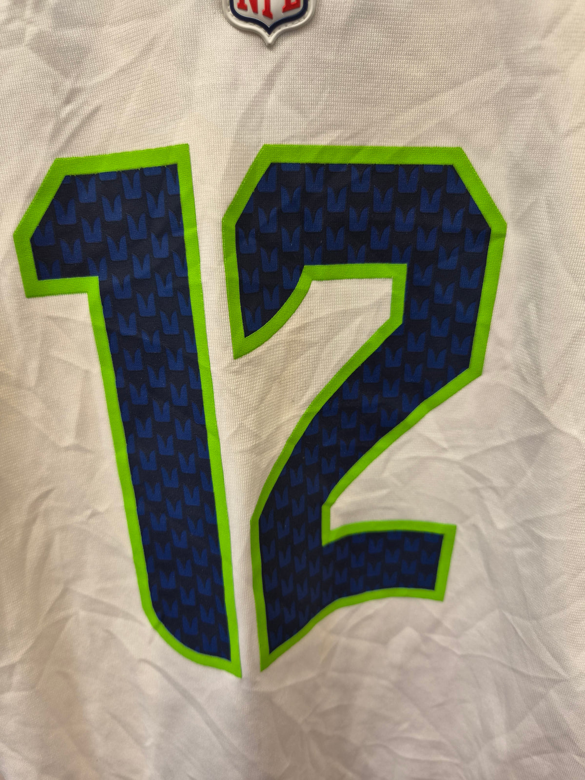 Women's Nike Seattle Seahawks NFL Jersey, #12 Fan, White, Size XL
