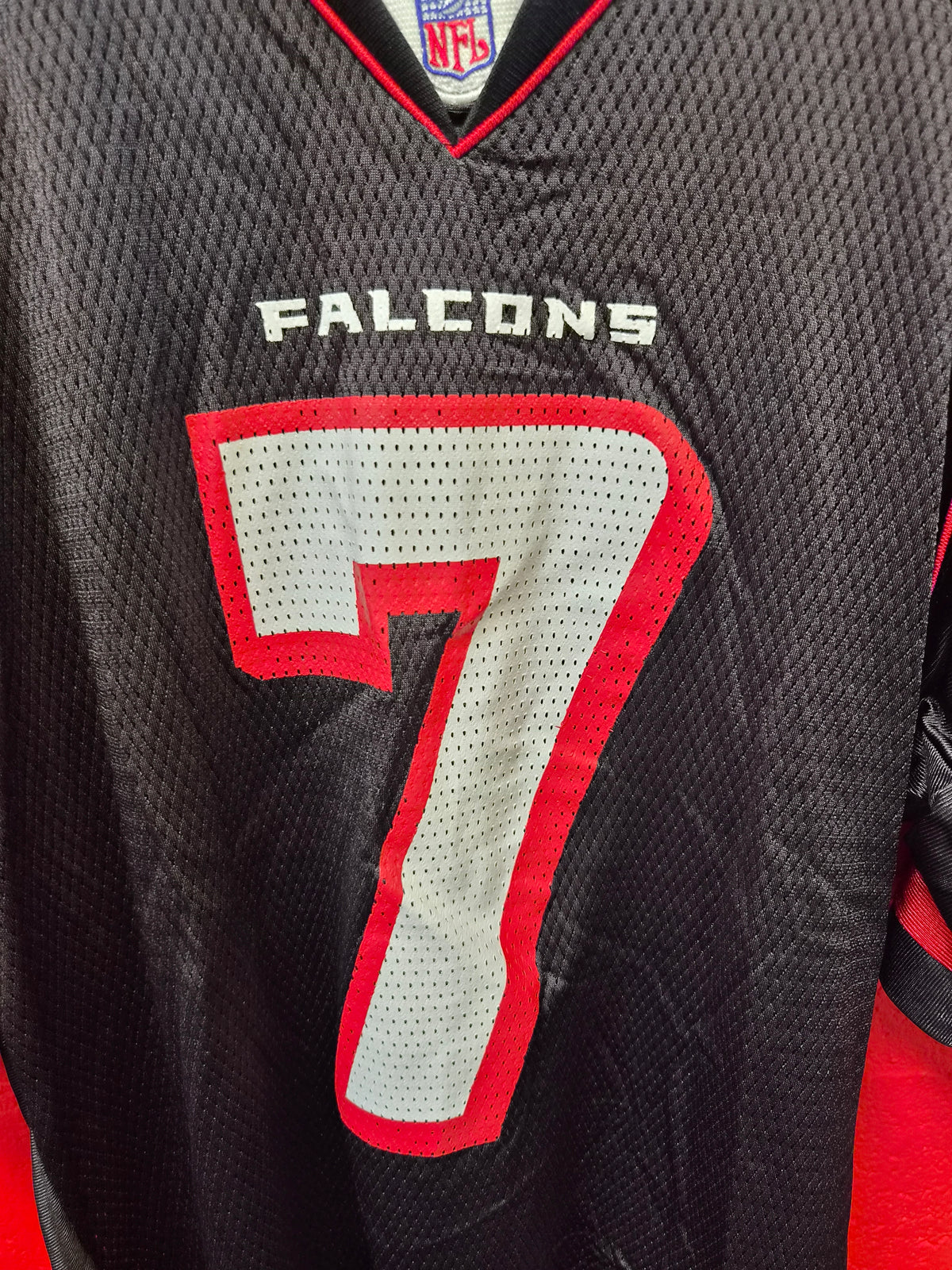 Reebok Atlanta Falcons NFL Jersey, #7 Vick, Black, Size Medium