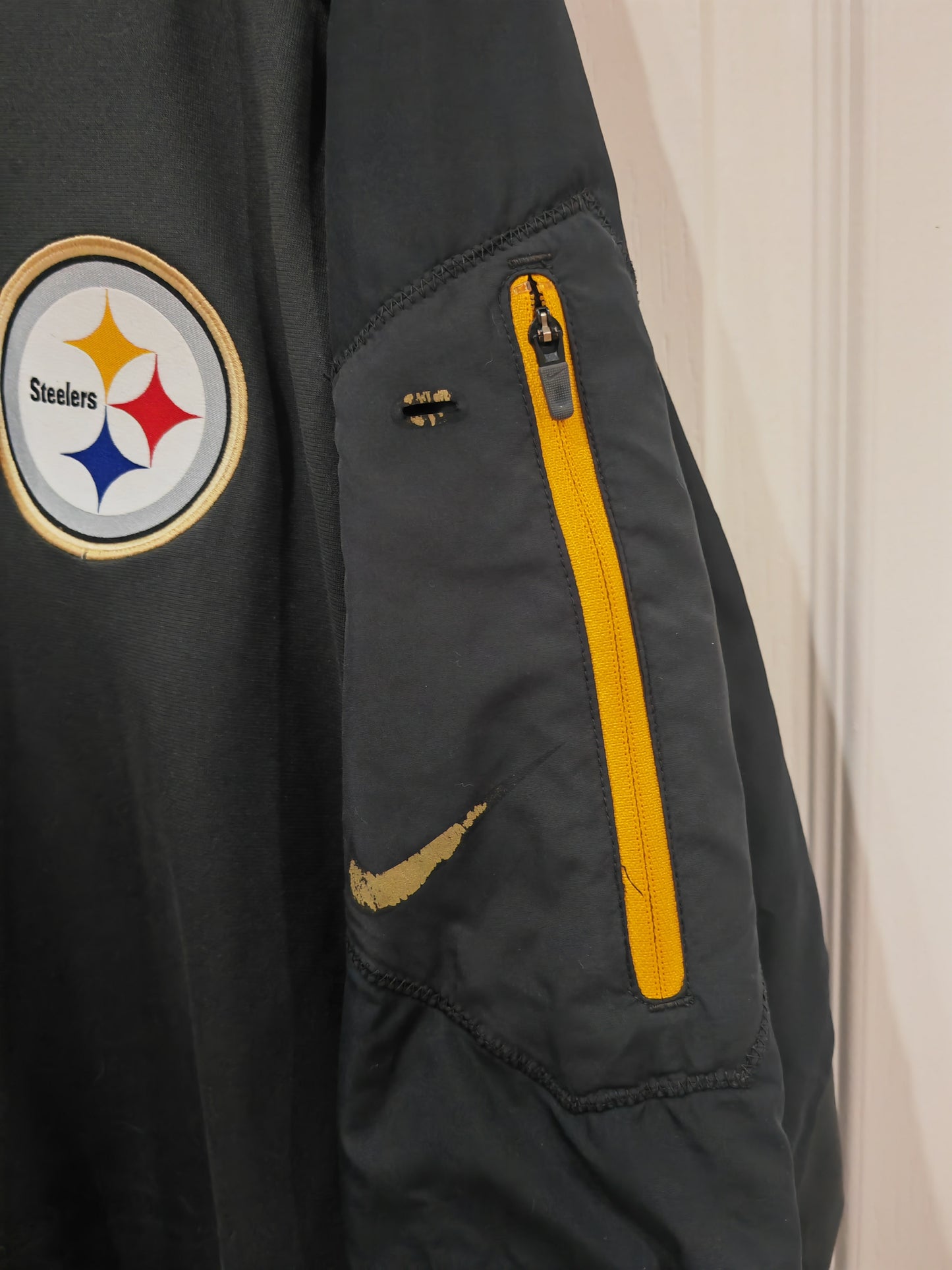 Nike Pittsburgh Steelers NFL 1/4 Sideline Sweatshirt, Black, Size Large