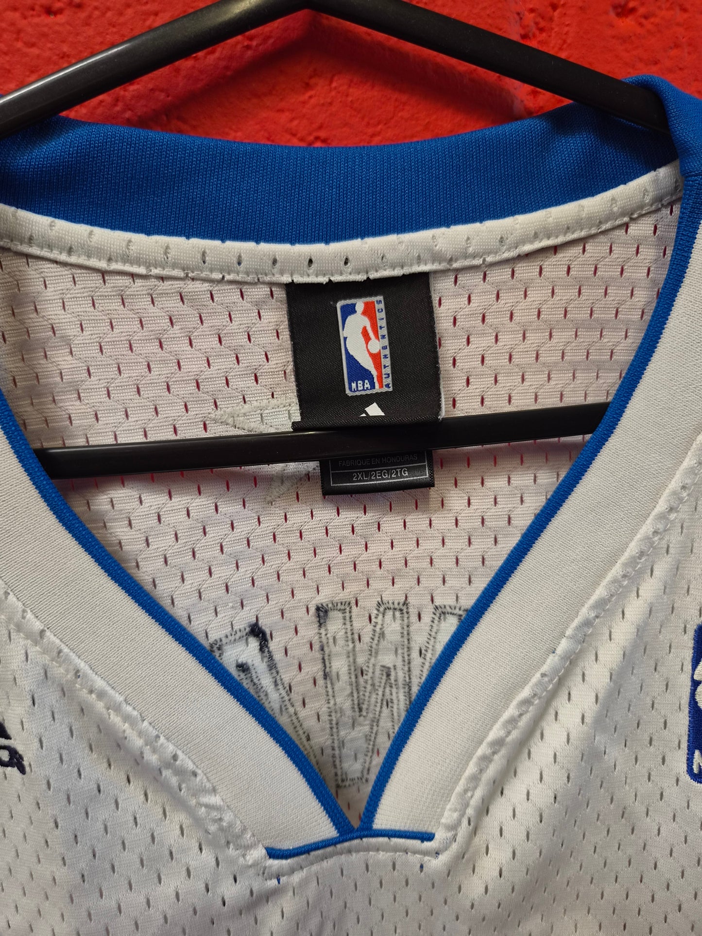 Adidas Dallas Mavericks NBA Jersey, #5 Howard, White, Size XXL +2 Length
