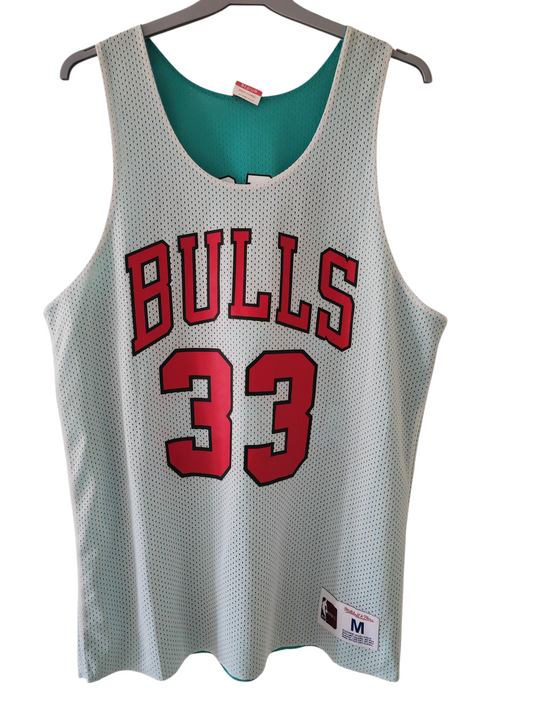 Mitchell & Ness Chicago Bulls/NBA All Star Reversible Jersey, #33 Pippen, Size Medium