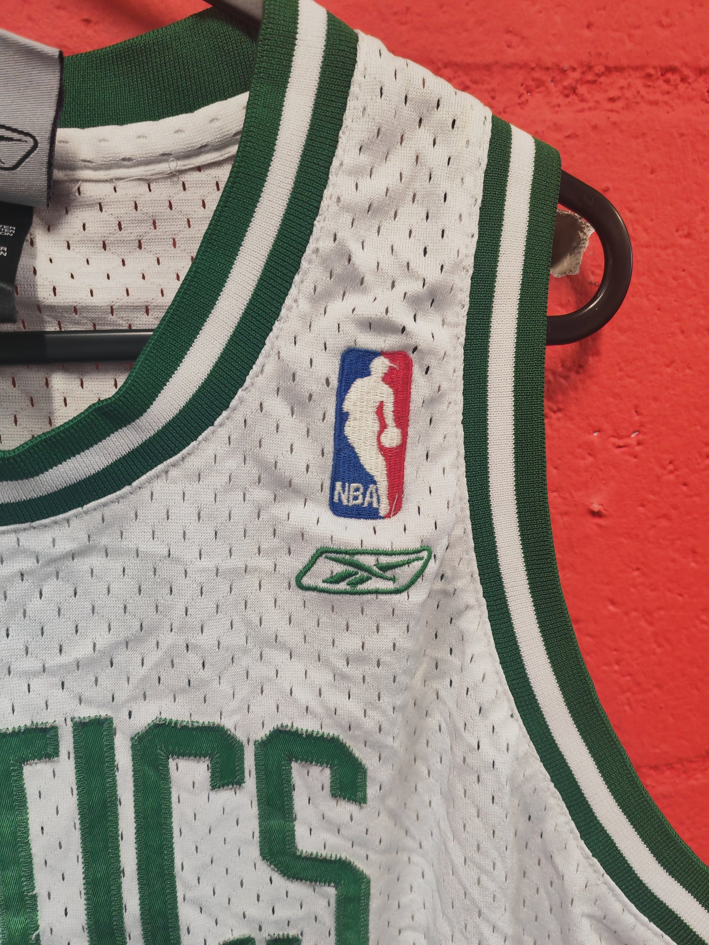 Youth Reebok Boston Celtics NBA Jersey, #12 Davis, White, Size YL +2 Length