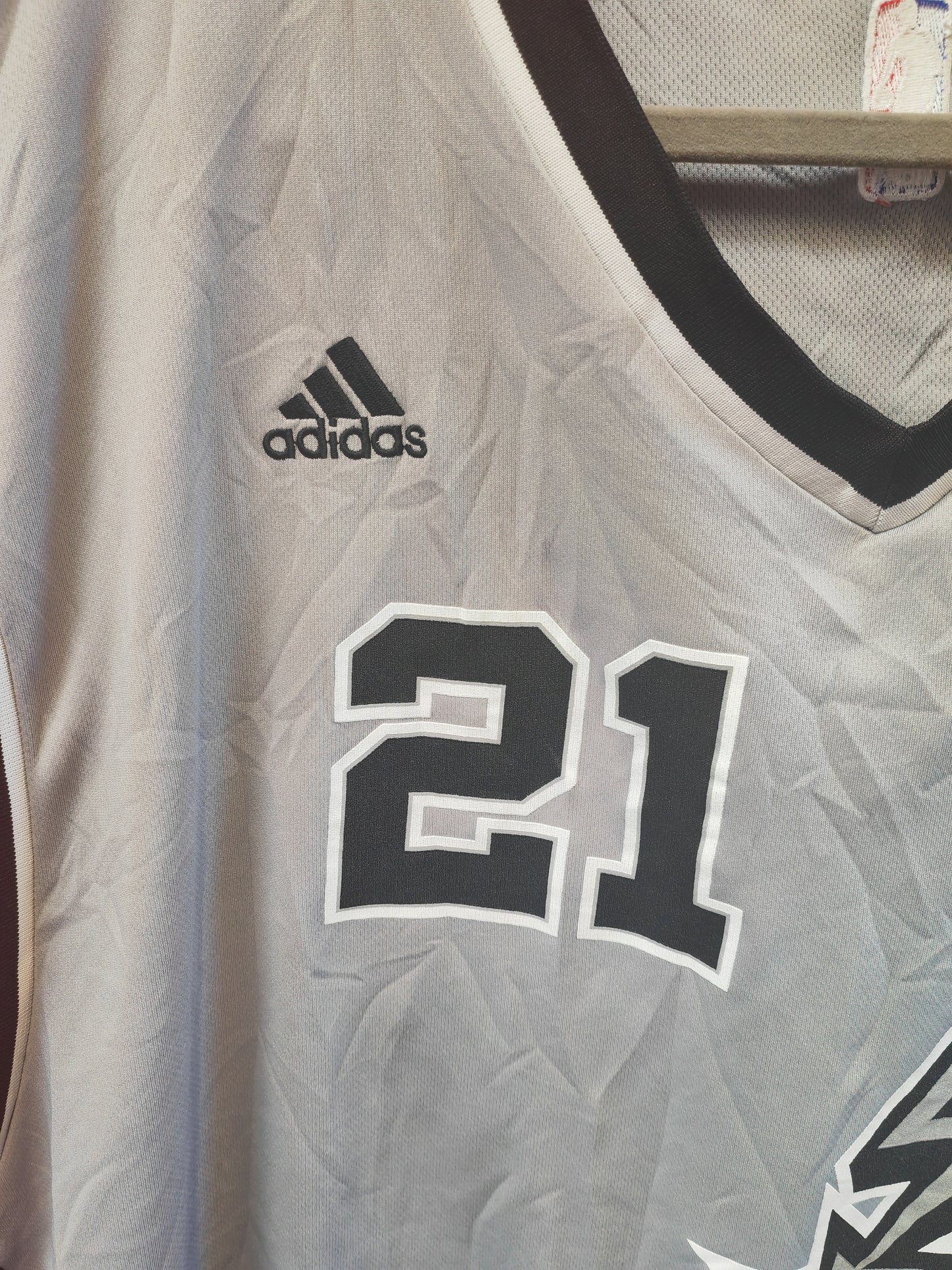 Adidas San Antonio Spurs NBA Jersey, #21 Duncan, Grey, Size XXL