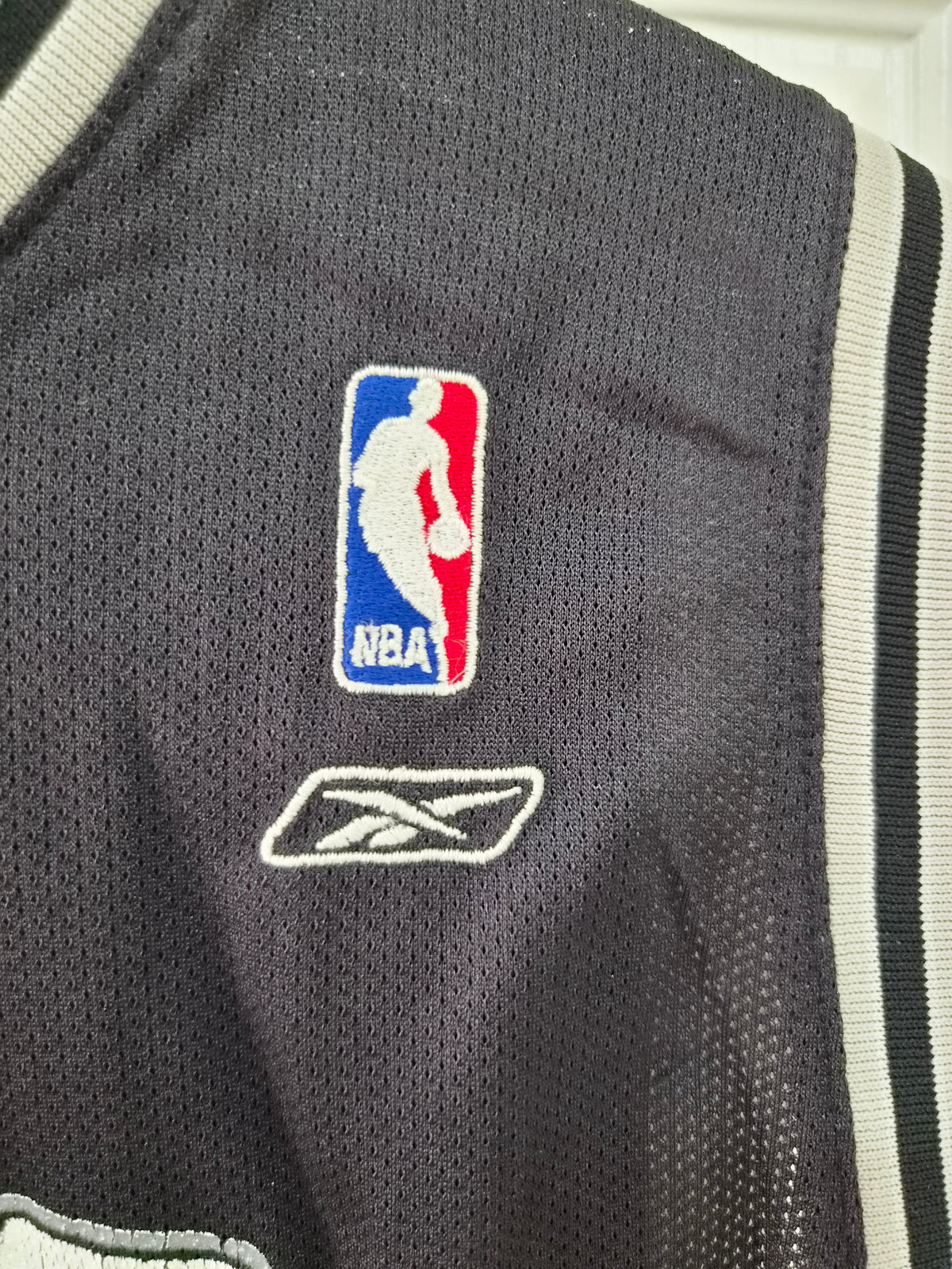 Youth Reebok San Antonio Spurs NBA Basketball Jersey, #9 Parker, Black, Size YXL