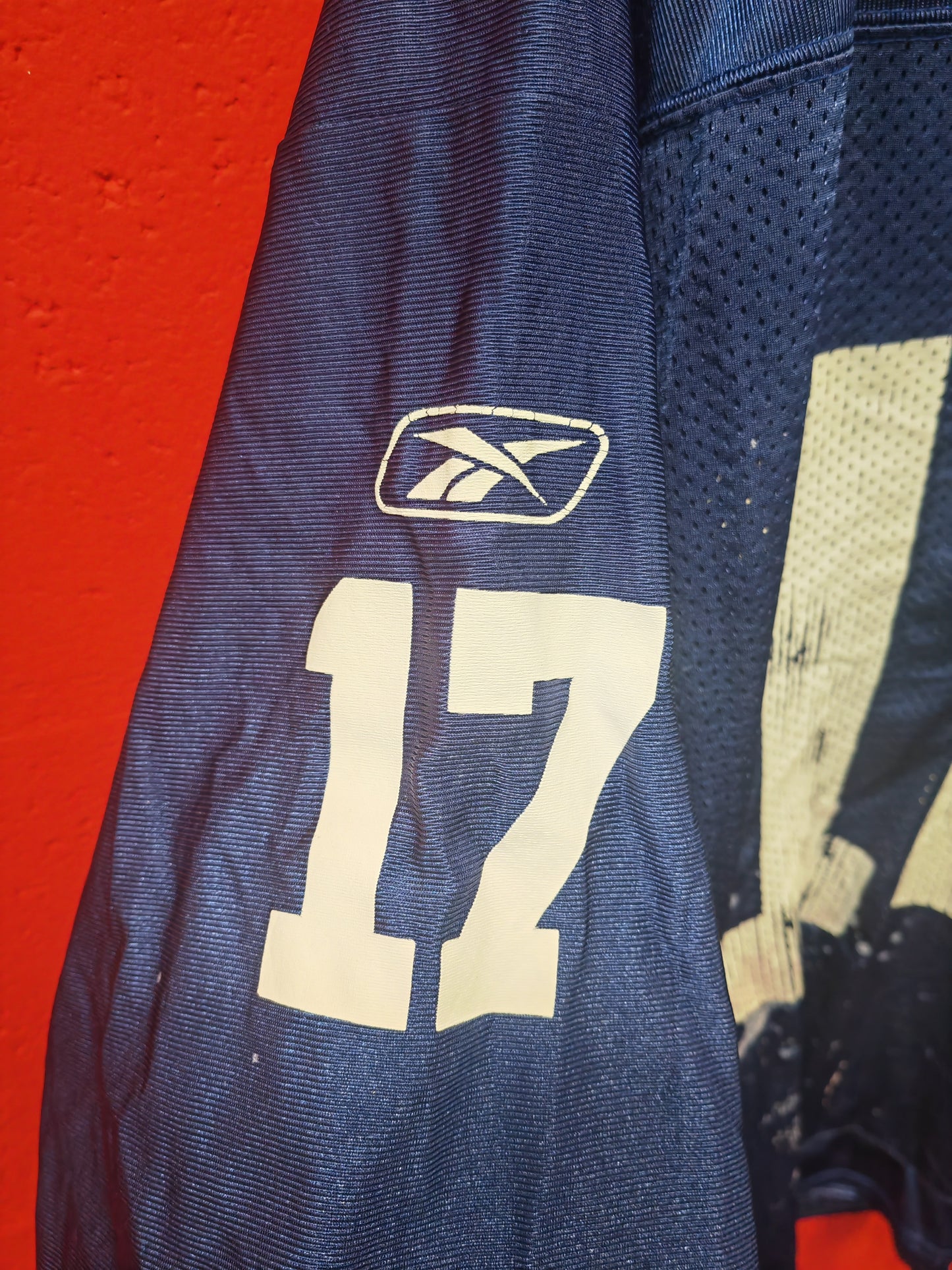 NFL New York Giants Jersey, #17 Burress, Blue, Size XL