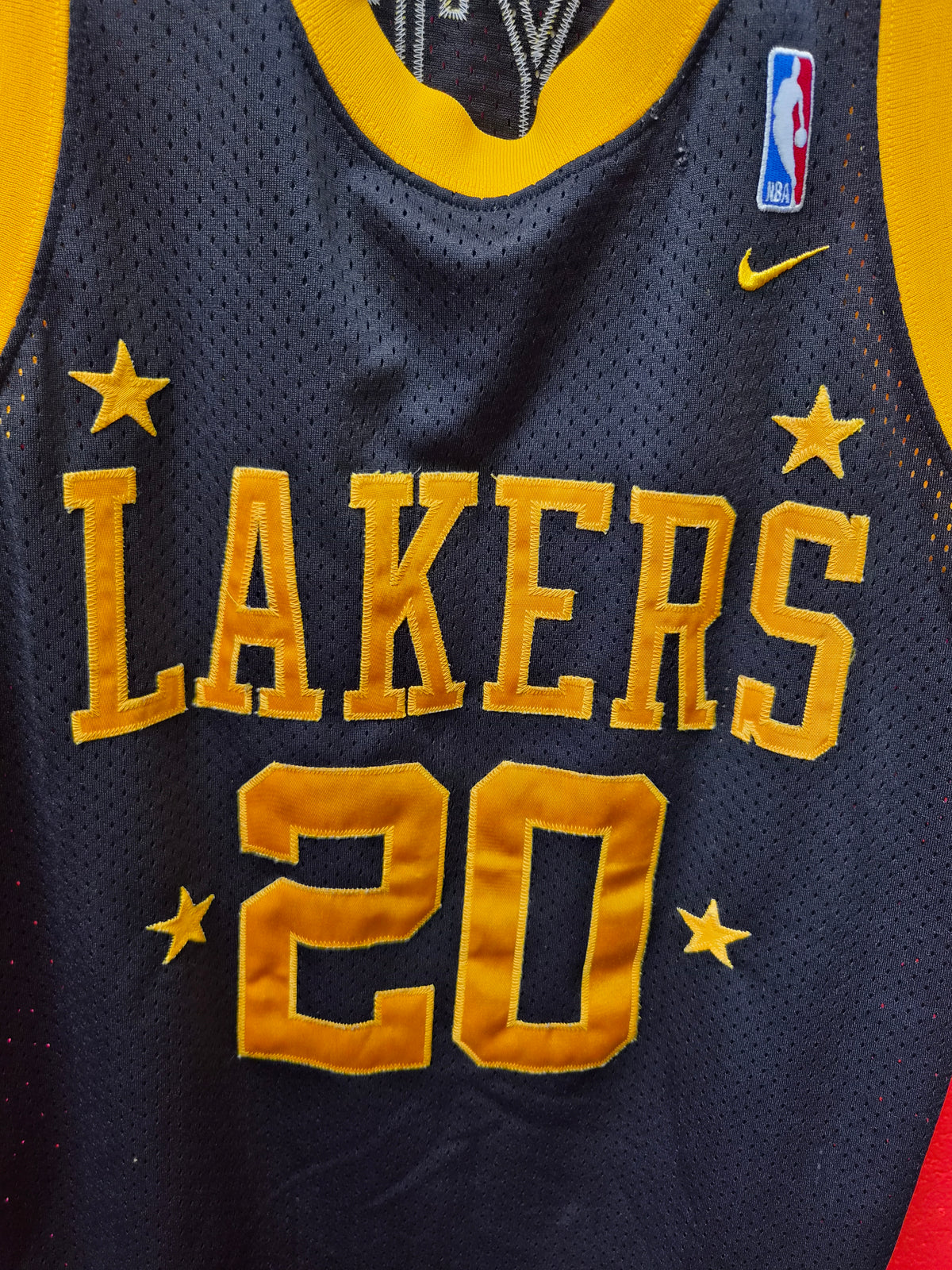Nike Los Angeles Lakers NBA 'Rewind' Jersey, #20 Payton, Black, Size Medium +2 Length