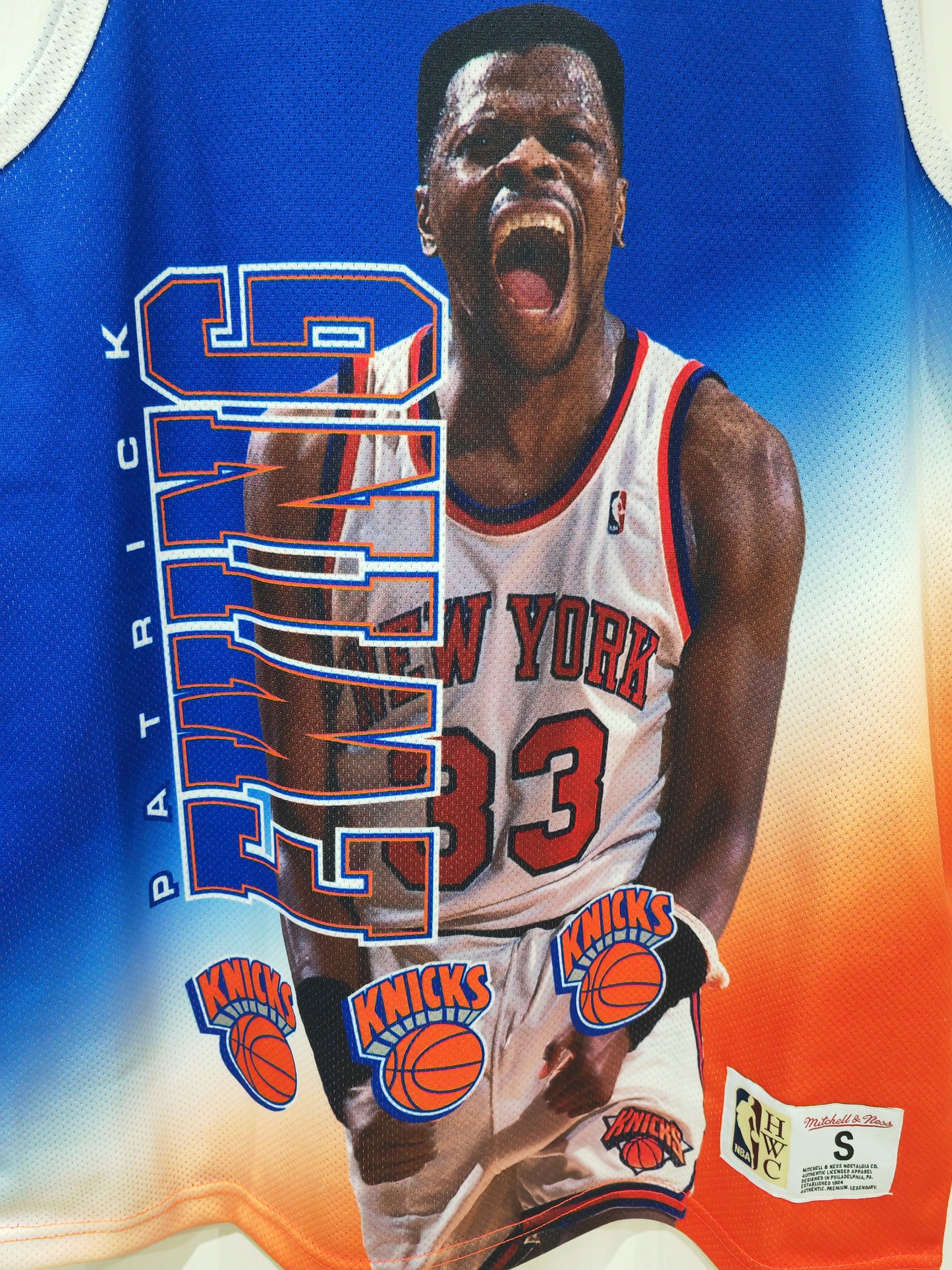 Mitchell & Ness Patrick Ewing New York Knicks Jersey, Size Small