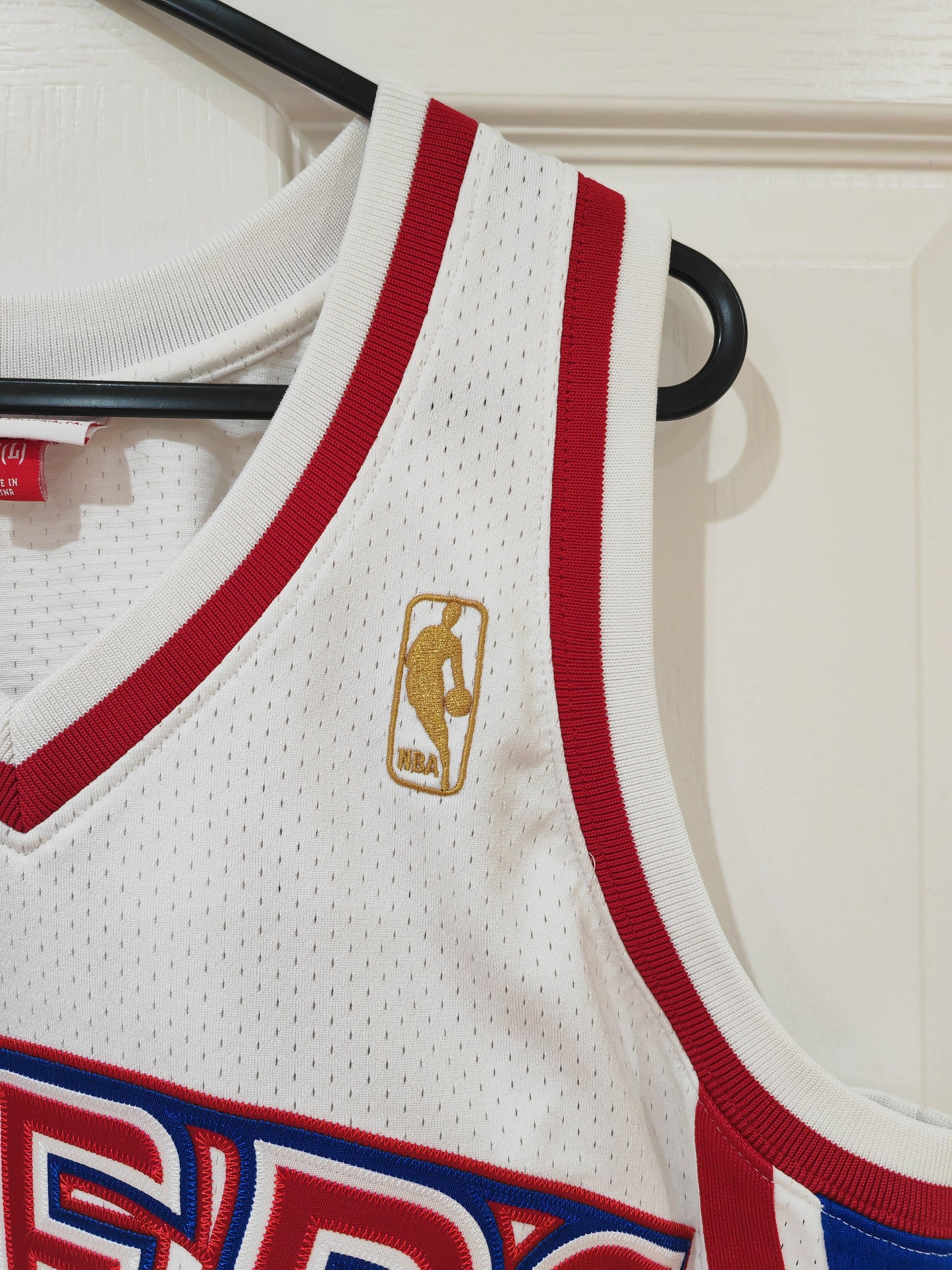 Mitchell & Ness Authentic Philadelphia 76ers 1996/97 Jersey, #3 Iverson, Size Large