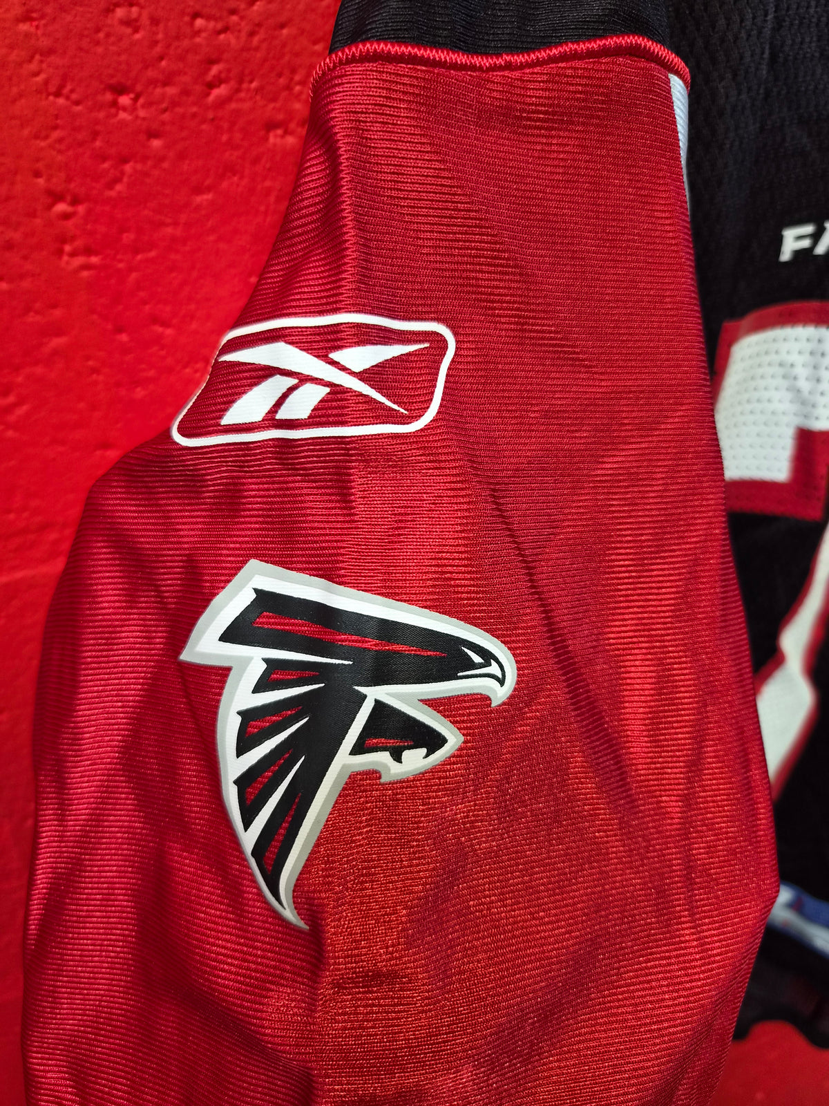 Reebok Atlanta Falcons NFL Jersey, #7 Vick, Black, Size Medium