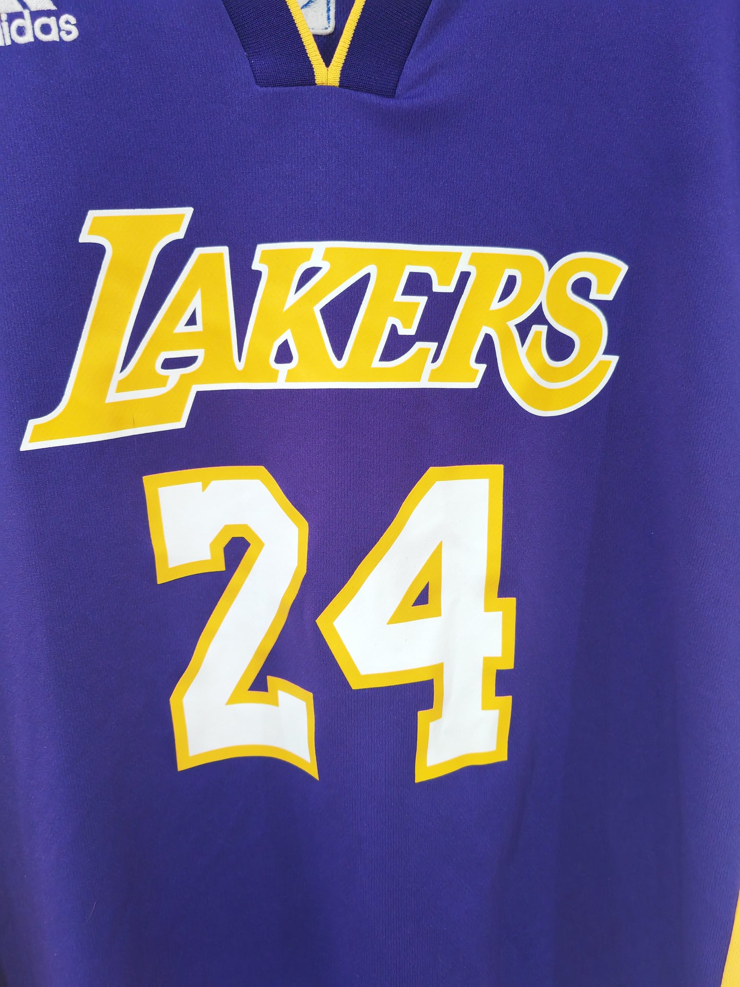 Adidas Los Angeles Lakers NBA Basketball Jersey, #24 Bryant, Purple, Size Medium