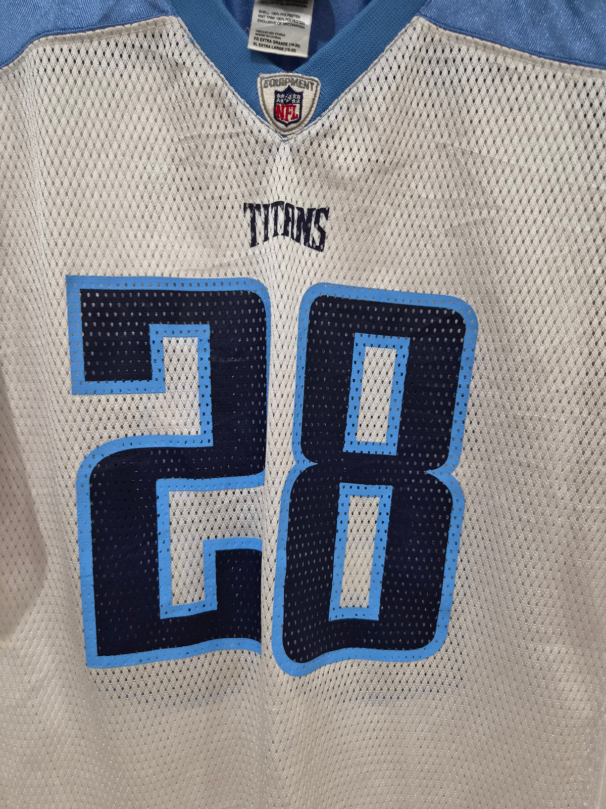 Youth Reebok Tennessee Titans NFL Jersey, #28 Johnson, White, Size YXL