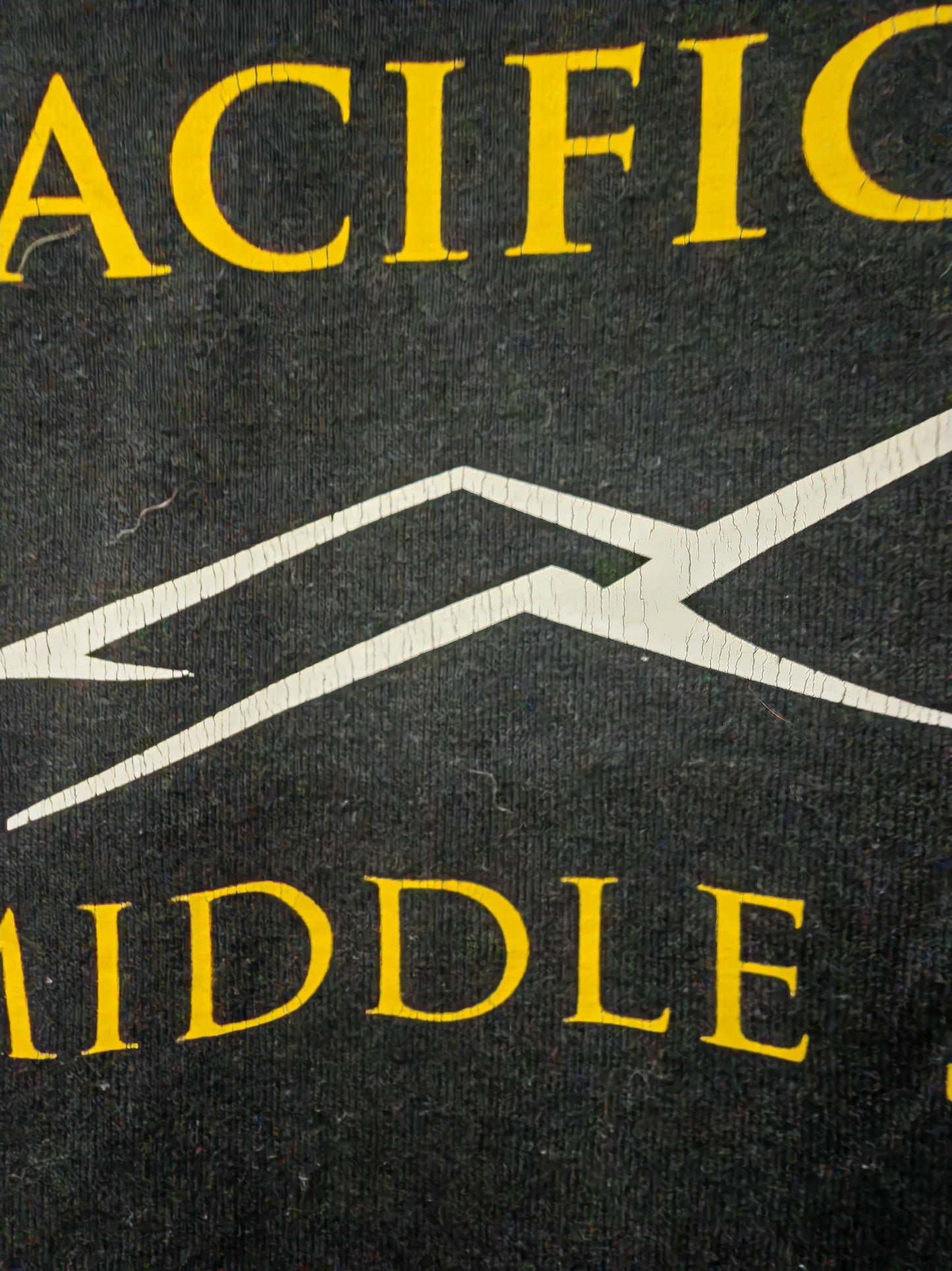 Gildan Pacific Crest Middle School Shirt Sleeve T Shirt, Black, Size Small