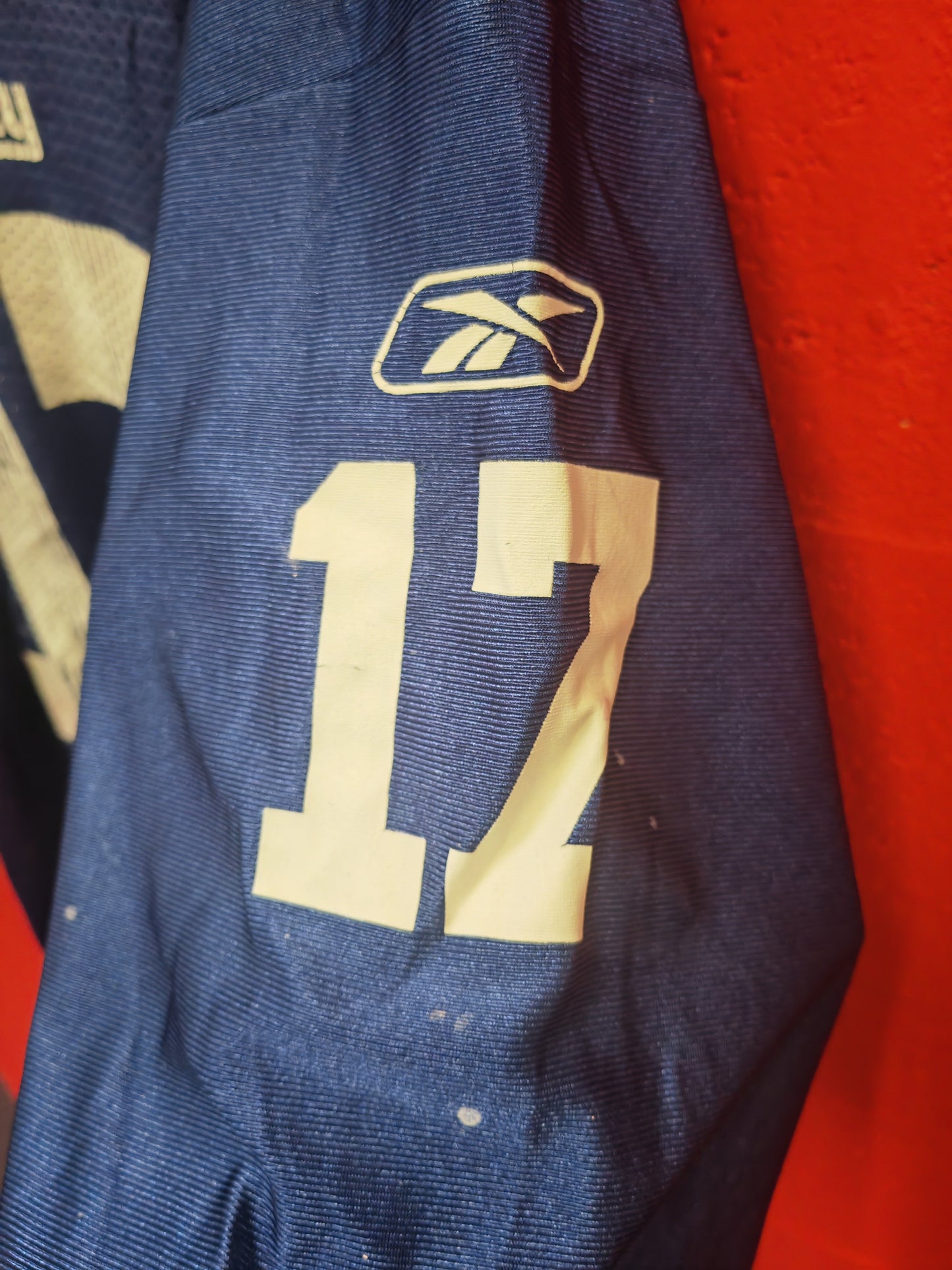 NFL New York Giants Jersey, #17 Burress, Blue, Size XL