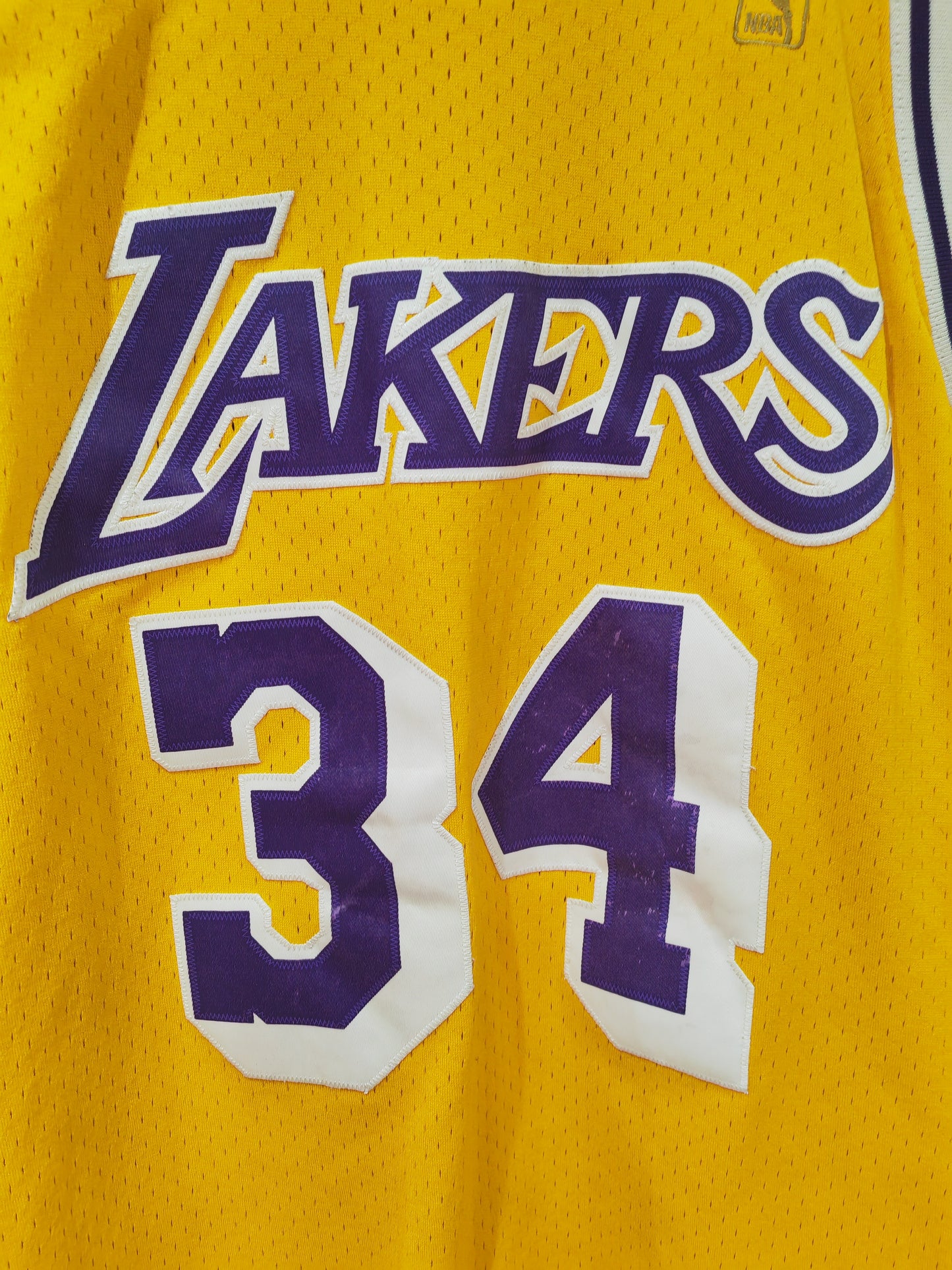 Mitchell & Ness Los Angeles Lakers 1996-97 Jersey, #34 O'Neal, Yellow, Size Large