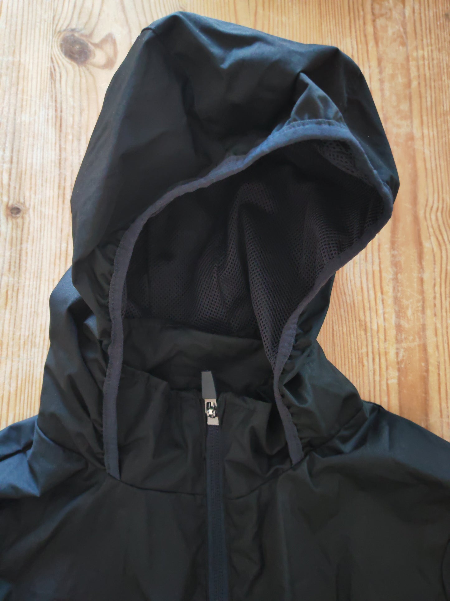 Youth Kipsta Full Zip Hooded Rain Coat, Black, Size 5-6 Years