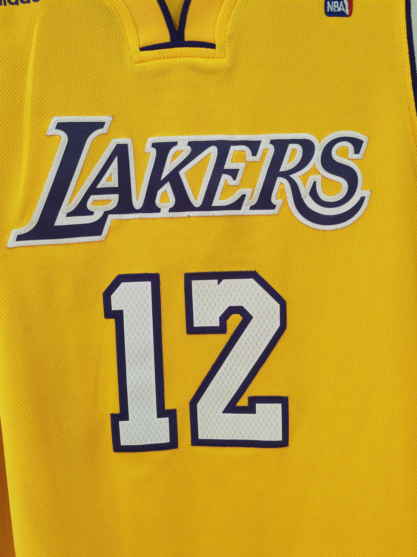 Adidas Los Angeles Lakers NBA Jersey, #12 Howard, Yellow, Size XS +2 Length