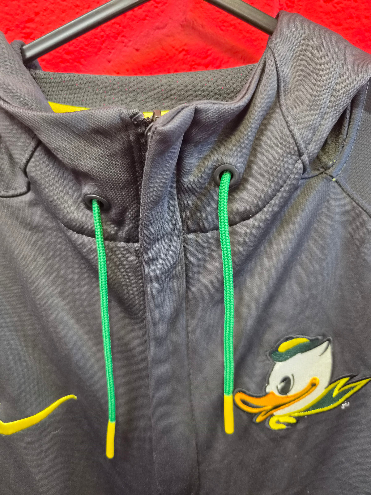 Nike Therma Fit Oregon Ducks NCAA Full Zip Hoodie, Grey, Size Medium