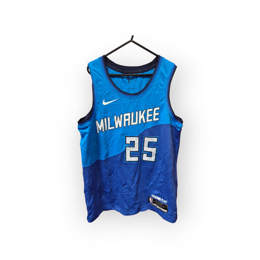 Nike Milwaukee Bucks NBA Jersey, #25 Diakite, Blue, Size Large
