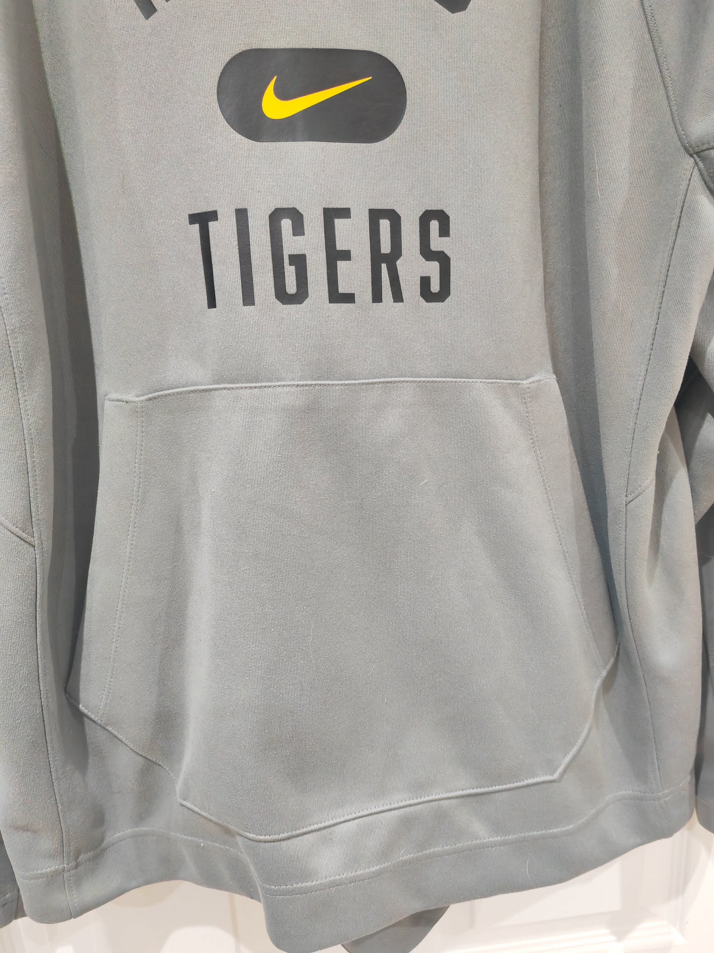 Nike Mizzou Tigers NCAA Pullover Hoodie, Grey, Size Large