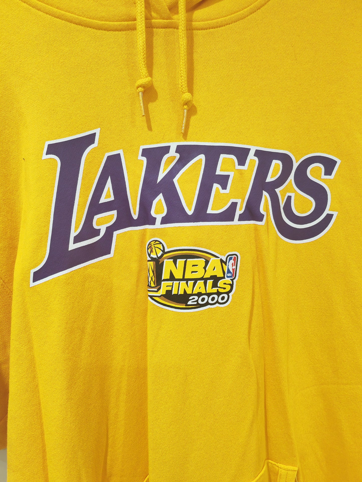 Mitchell & Ness Los Angeles Lakers 2000 NBA Finals Short Sleeve Hoodie, Size Medium