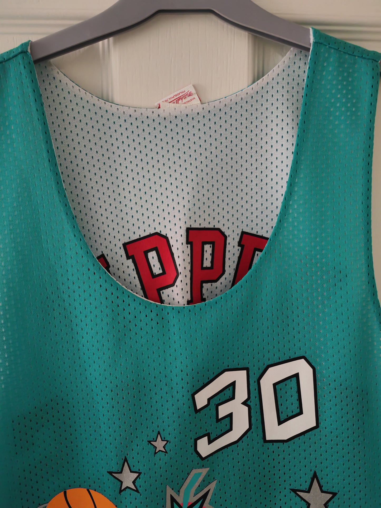 Mitchell & Ness Chicago Bulls/NBA All Star Reversible Jersey, #33 Pippen, Size Medium