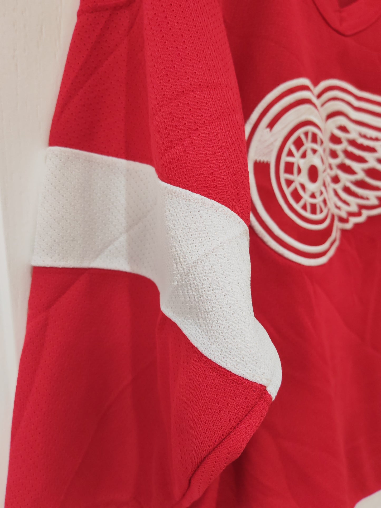 Youth Starter Detroit Red Wings NHL Jersey, Red, Size YS/M