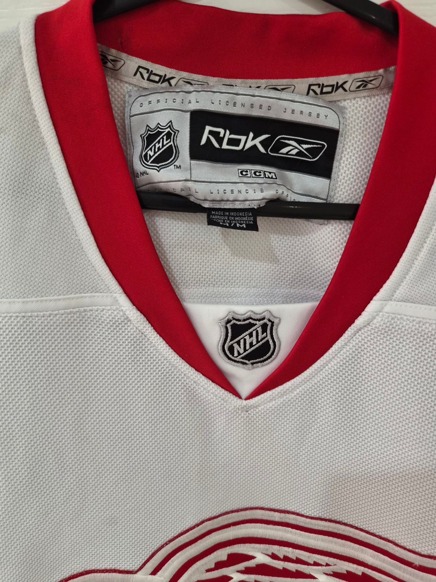 Reebok Detroit Red Wings NHL Jersey, #81 Hossa, White/Red, Size Medium