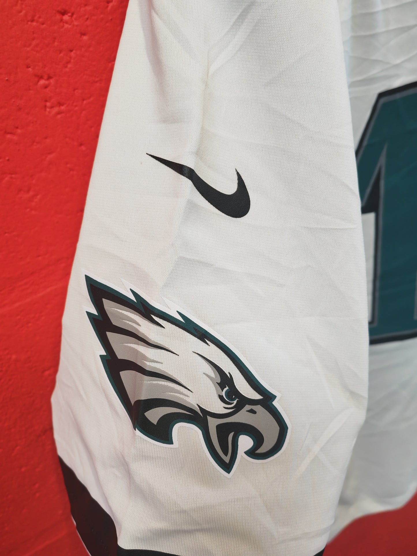 Nike Philadelphia Eagles NFL Jersey, #11 Wentz, White, Size Large
