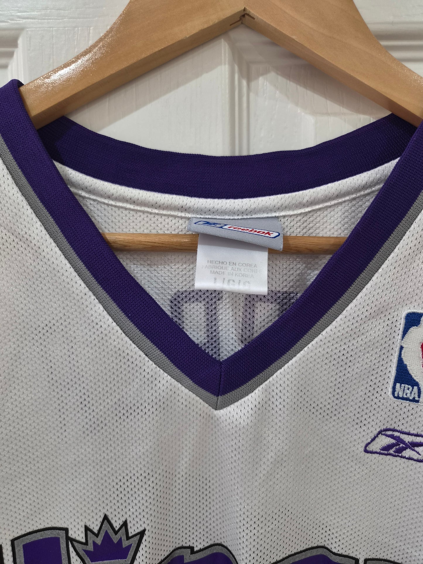 Reebok Sacramento Kings NBA Jersey, #4 Webber, White, Size Large