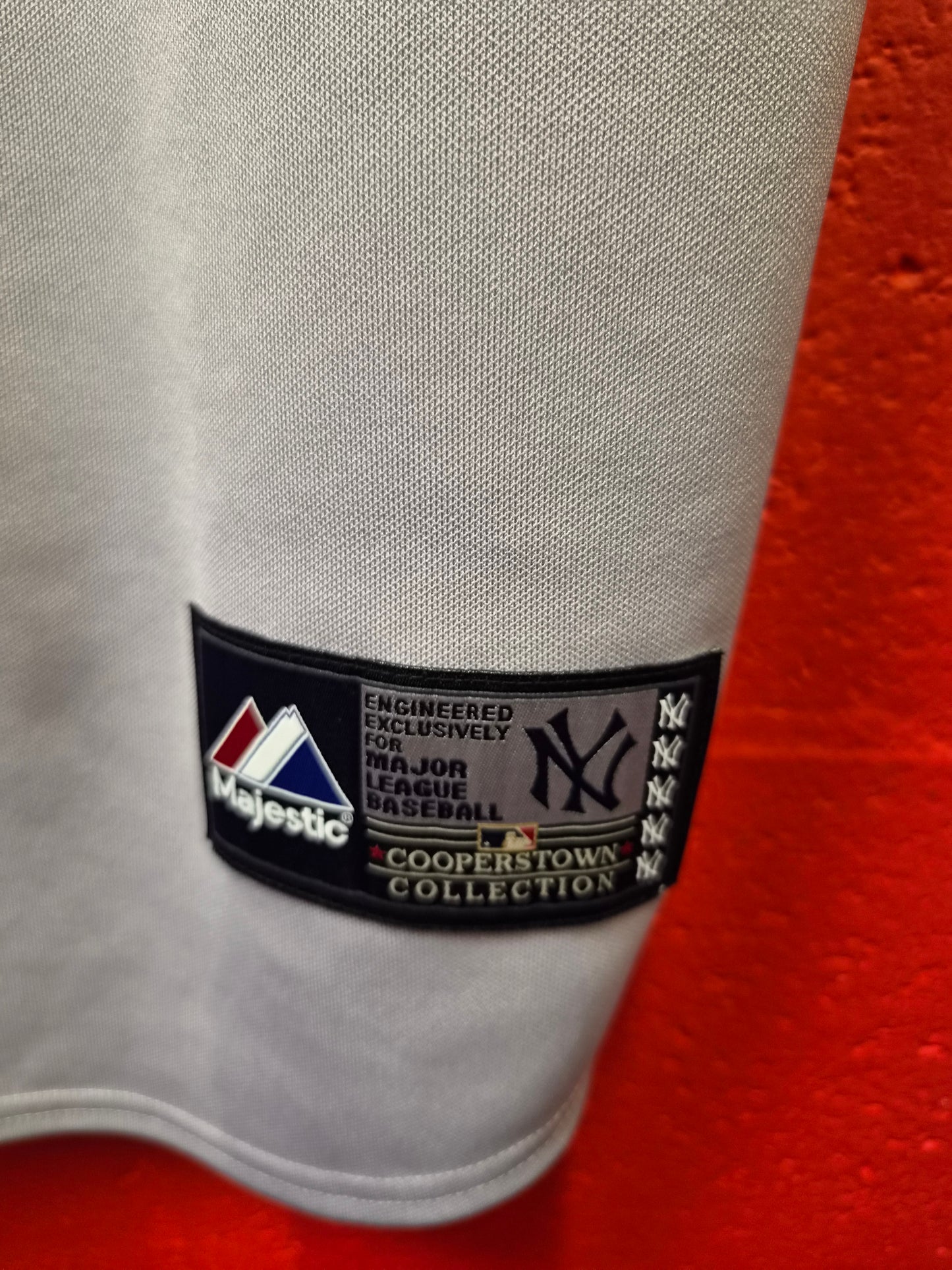 Majestic Cooperstown New York Yankees MLB Jersey. #5 Dimaggio, Grey, Size Medium