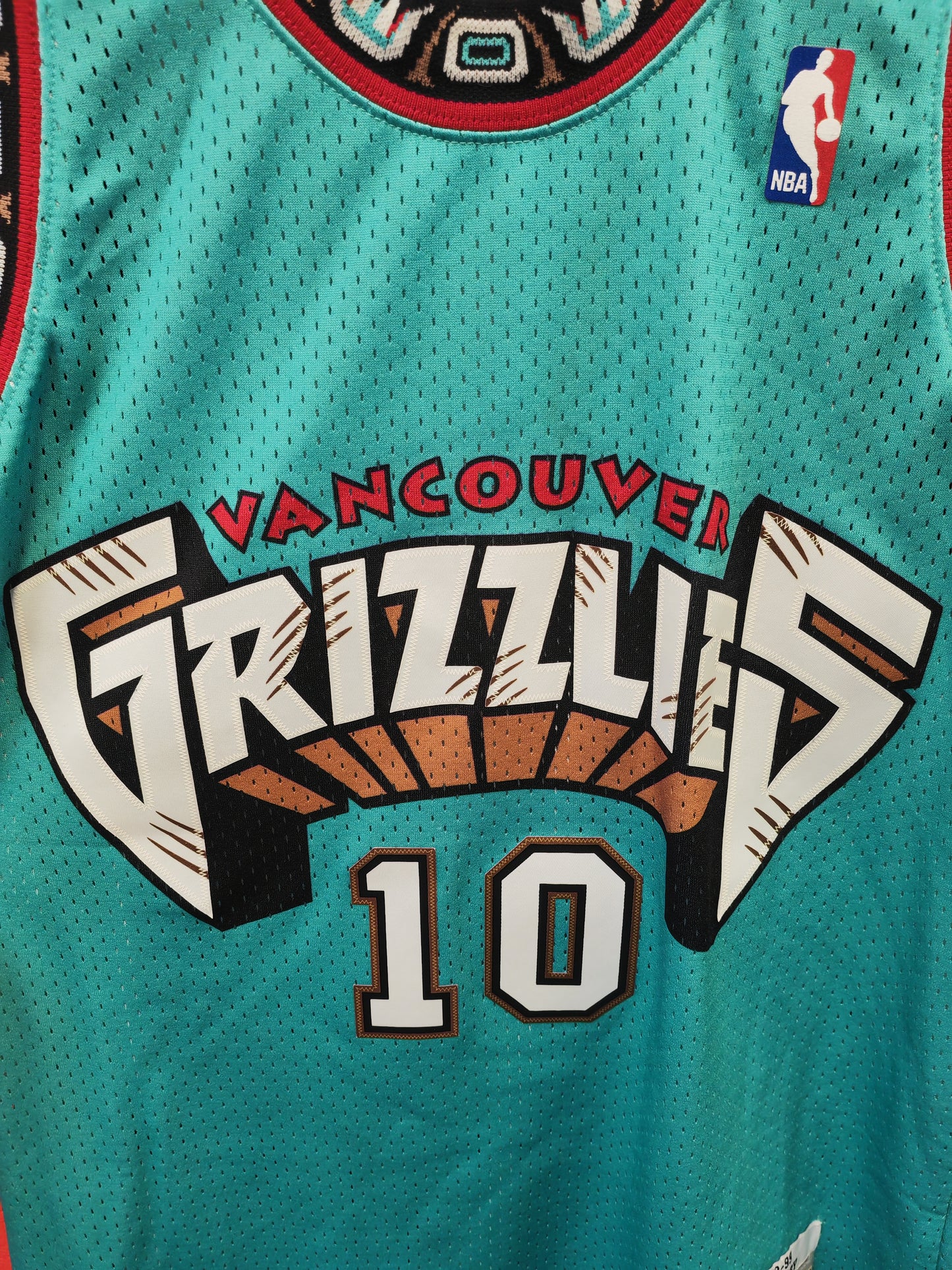 Mitchell & Ness Vancouver Grizzlies 1998/99 NBA Jersey, #10 Bibby, Size Large