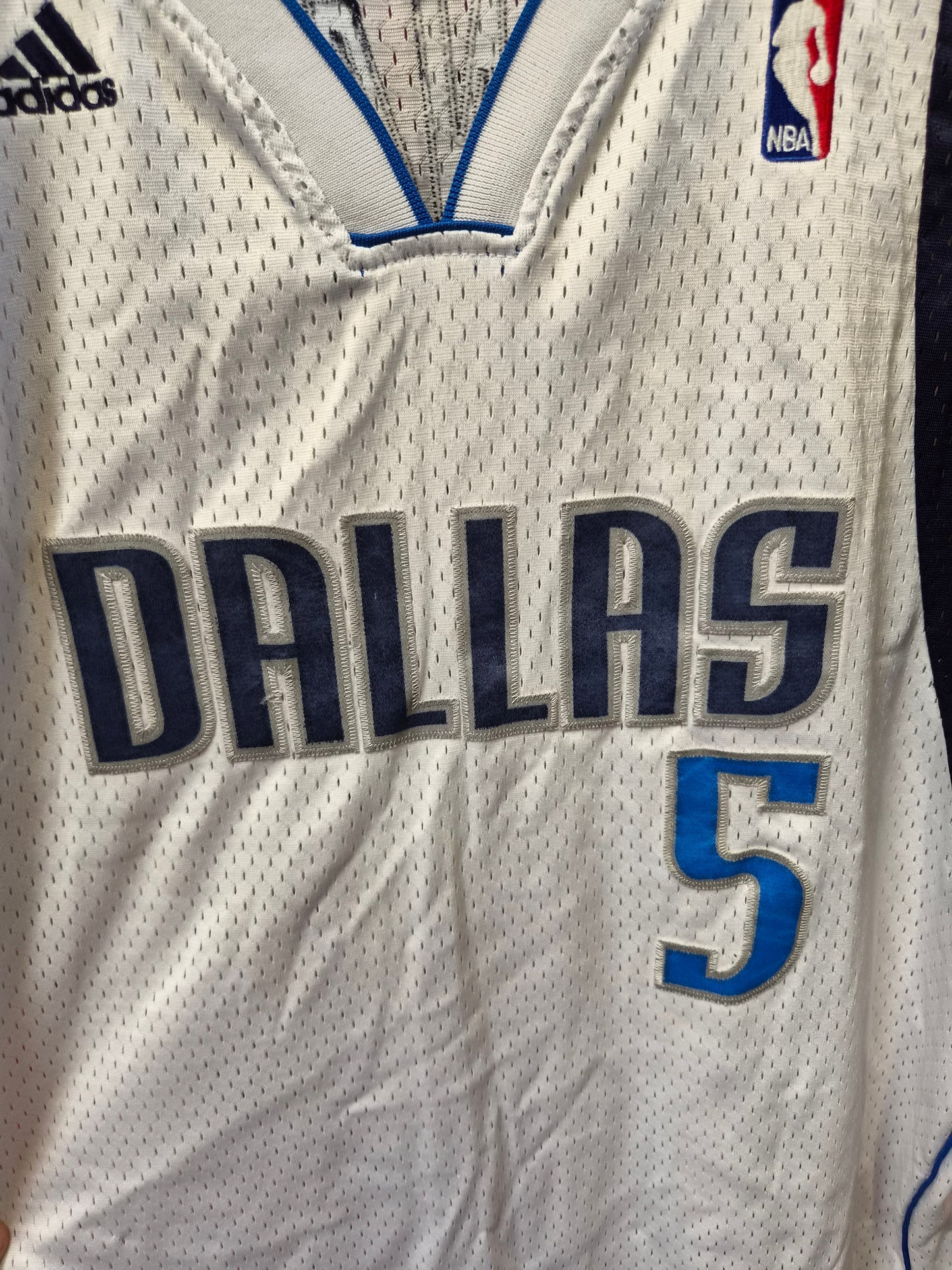 Adidas Dallas Mavericks NBA Jersey, #5 Howard, White, Size XXL +2 Length