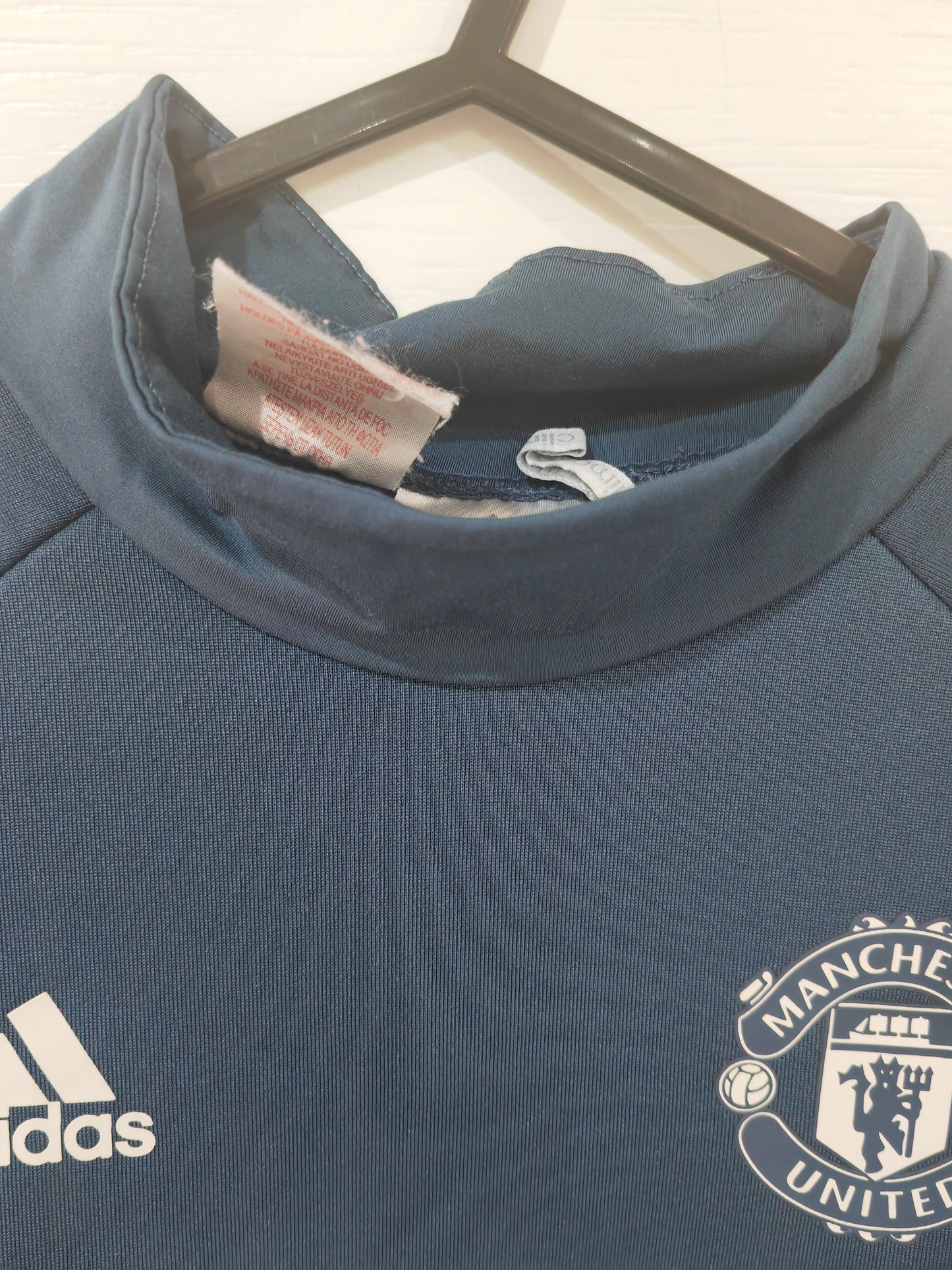 Youth Adidas Manchester United Long Sleeve Training Sweatshirt, Grey, 9-10 Years