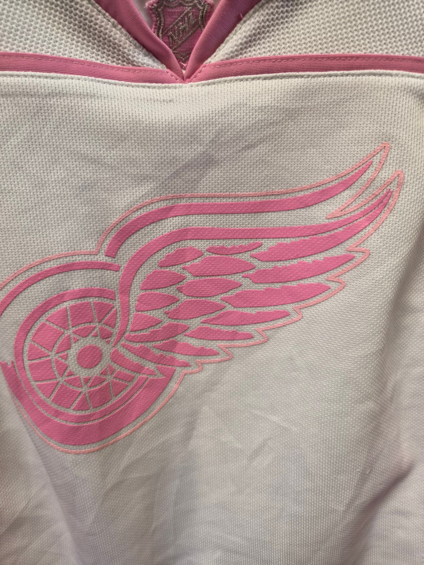 Youth Girls Reebok Detroit Red Wings NHL Hockey Jersey, White/Pink, Size YL