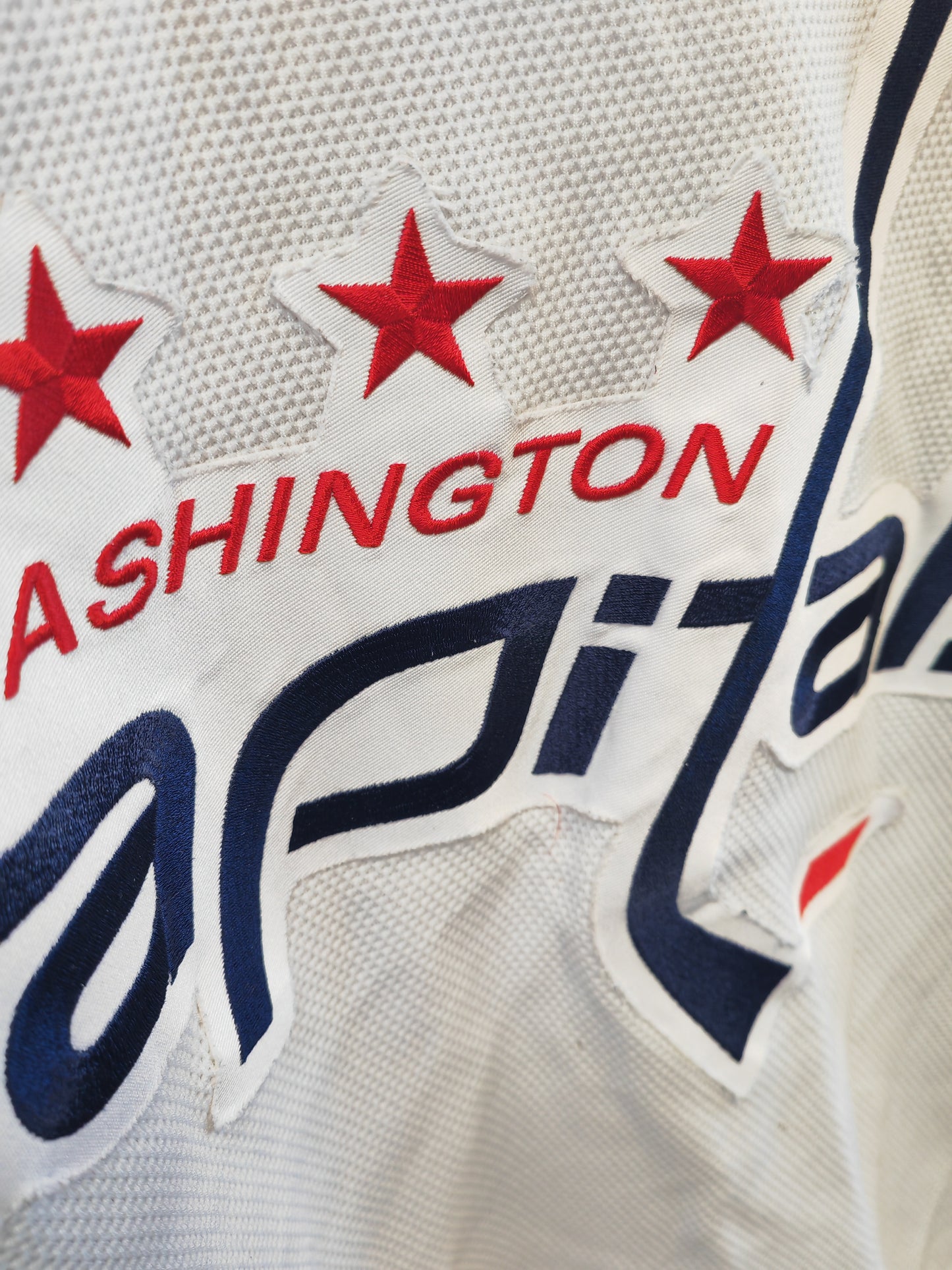Reebok Washington Capitals NHL Hockey Jersey, White, Size Medium