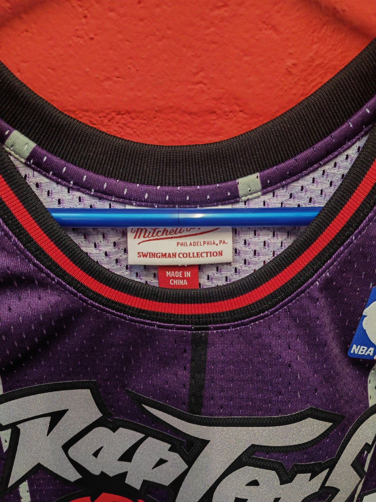 Mitchell & Ness Toronto Raptors 1998/99 NBA Jersey, #15 Carter. Purple, Size Medium
