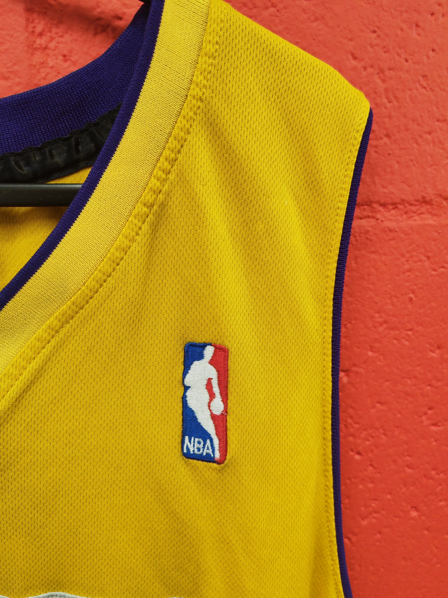 Adidas Los Angeles Lakers NBA Jersey, #24 Bryant, Yellow, Size XXL