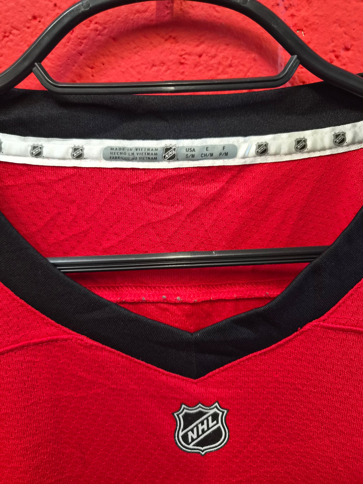 Youth NHL Chicago Blackhawks Ice Hockey Jersey, #19 Toews. Red, Size YS/M