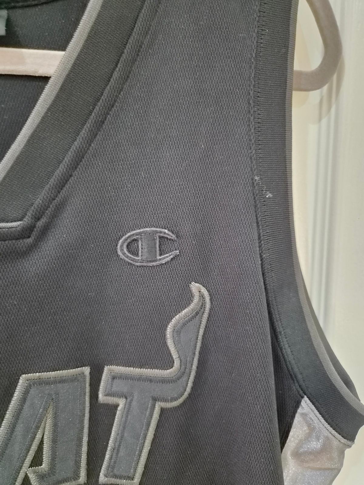Champion Miami Heat NBA Basketball Jersey, #32 O'Neal, Black, Size XL