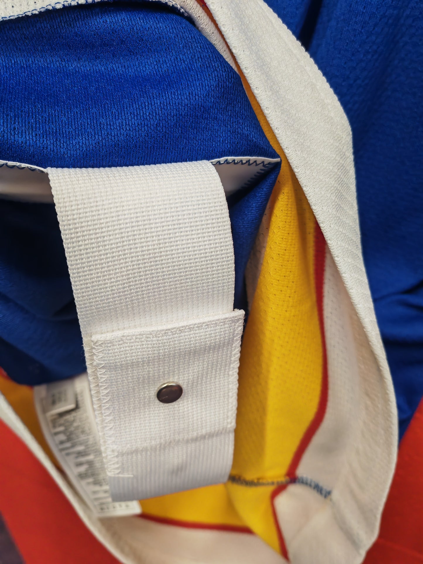 CCM St Louis Blues Team Classics NHL Jersey, Blue, Size 44 M/L