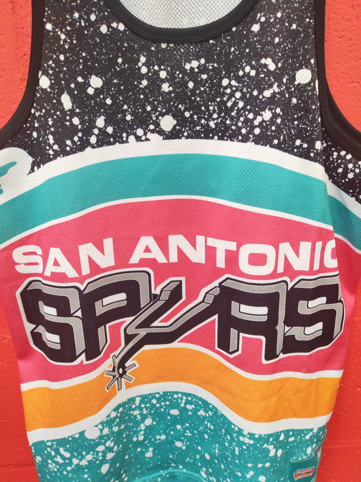Mitchell & Ness San Antonio Spurs Big Logo Jersey, Size Medium