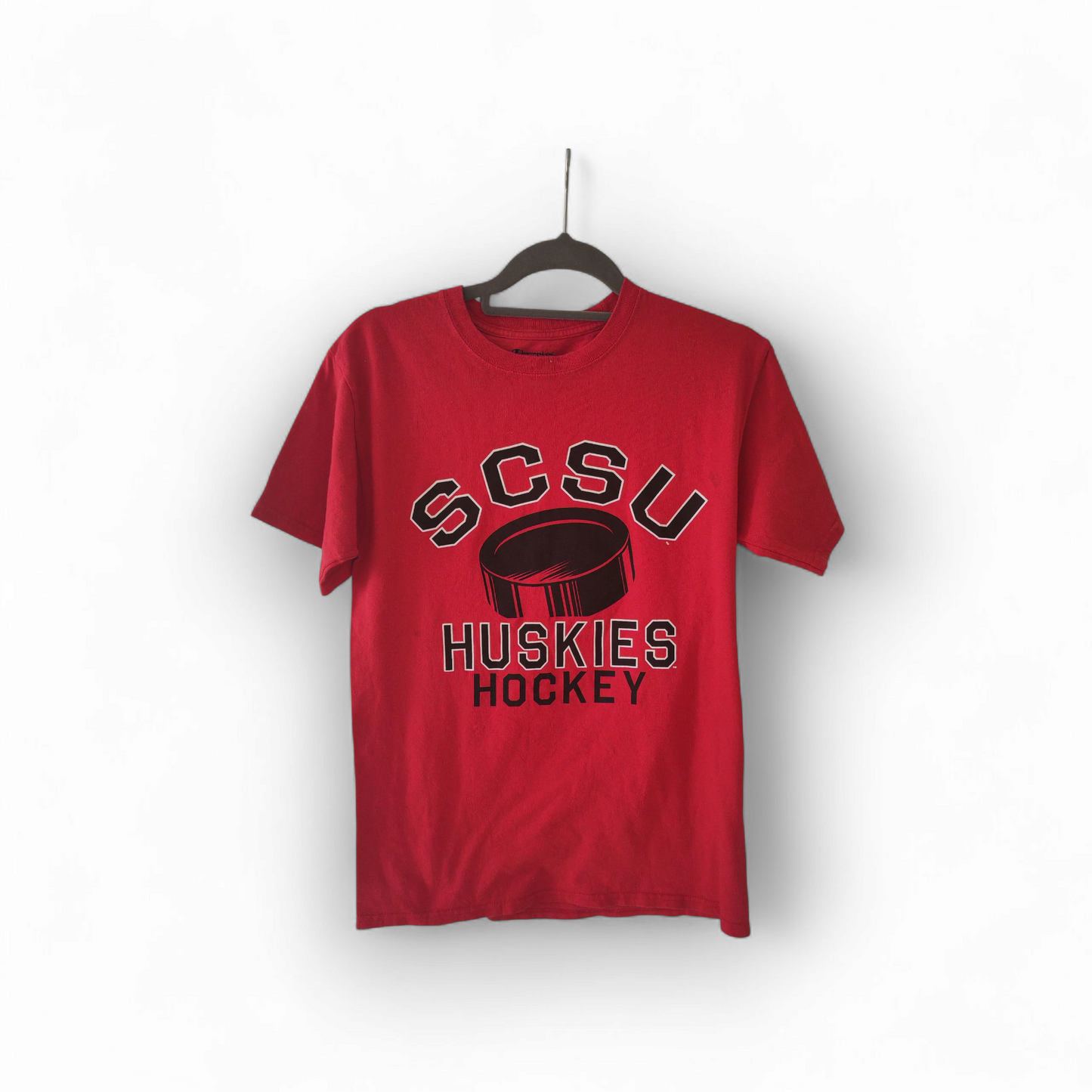 Champion SCSU Huskies Hockey Short Sleeve T Shirt, Red, Size Small