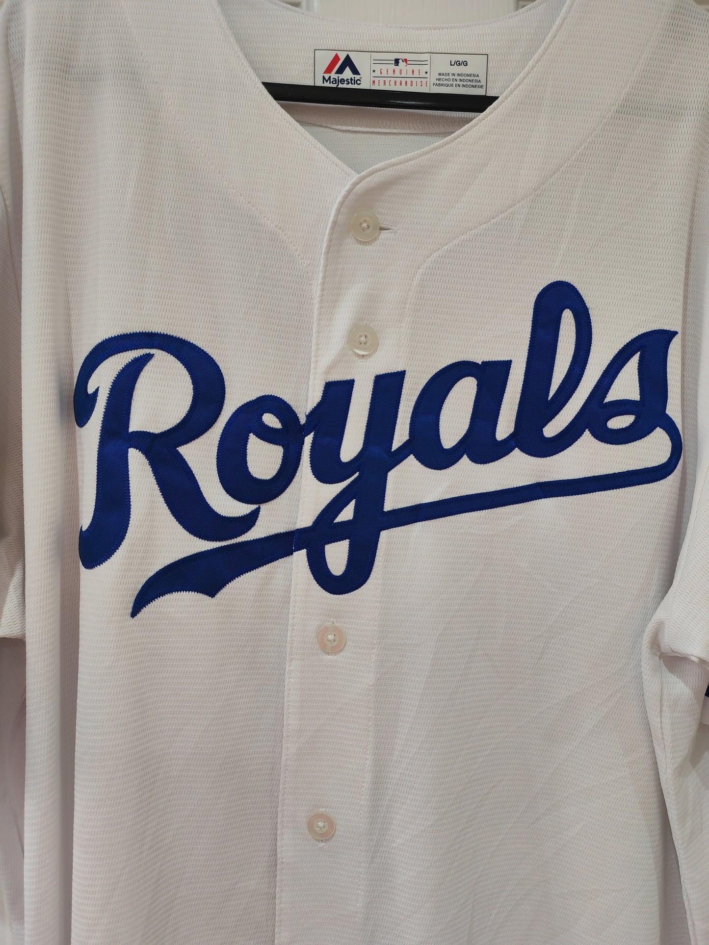 Majestic Kansas City Royals MLB Jersey, #07 Carnegie, White, Size Large