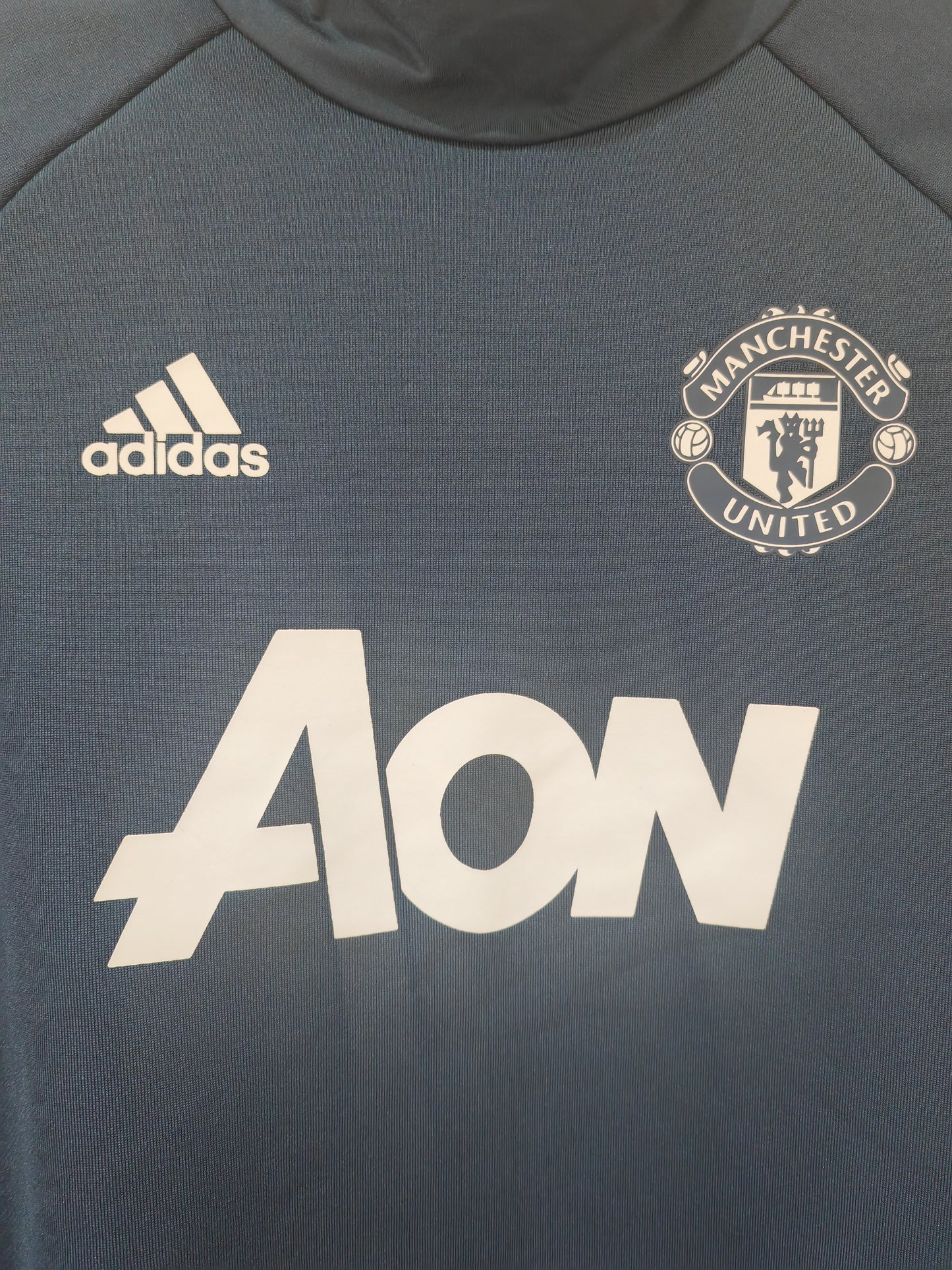 Youth Adidas Manchester United Long Sleeve Training Sweatshirt, Grey, 9-10 Years