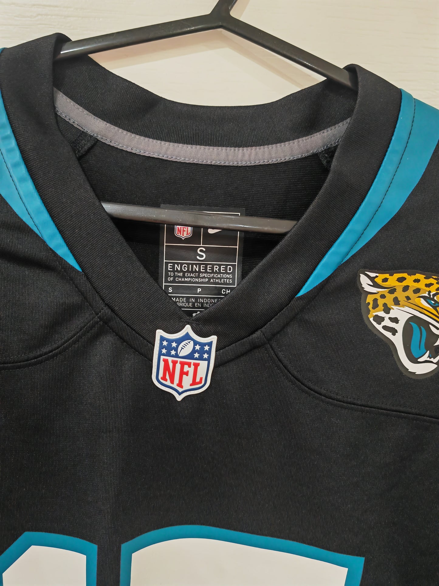 Nike Jacksonville Jaguars NFL Jersey, #17 Engram, Black, Size Small