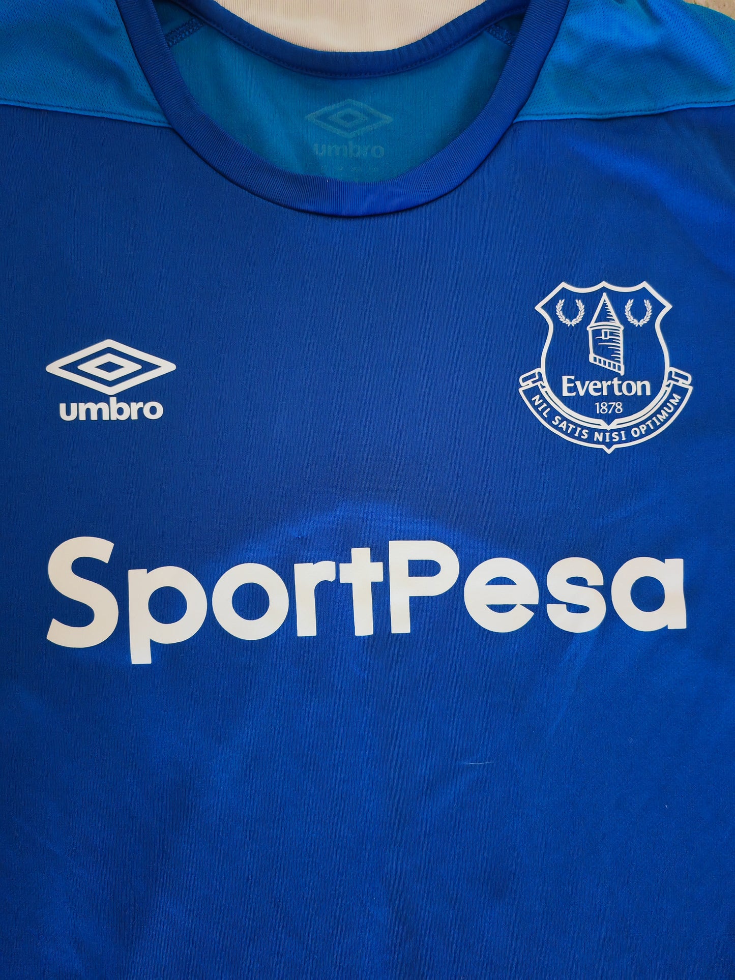 Umbro Everton Shirt Sleeve Training Shirt, Blue, Size Large
