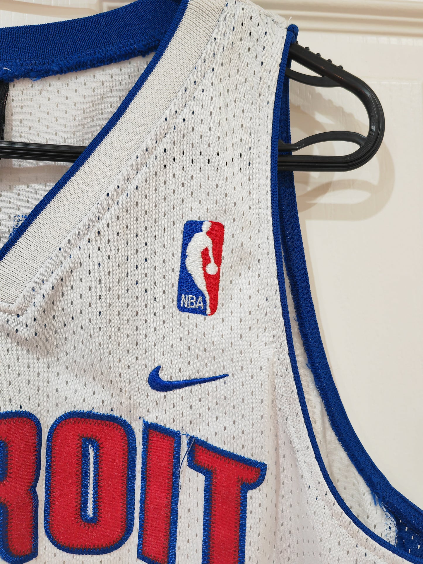 Youth Nike Detroit Pistons NBA Jersey, #1 Billups, White, Size YXL/Adult Small