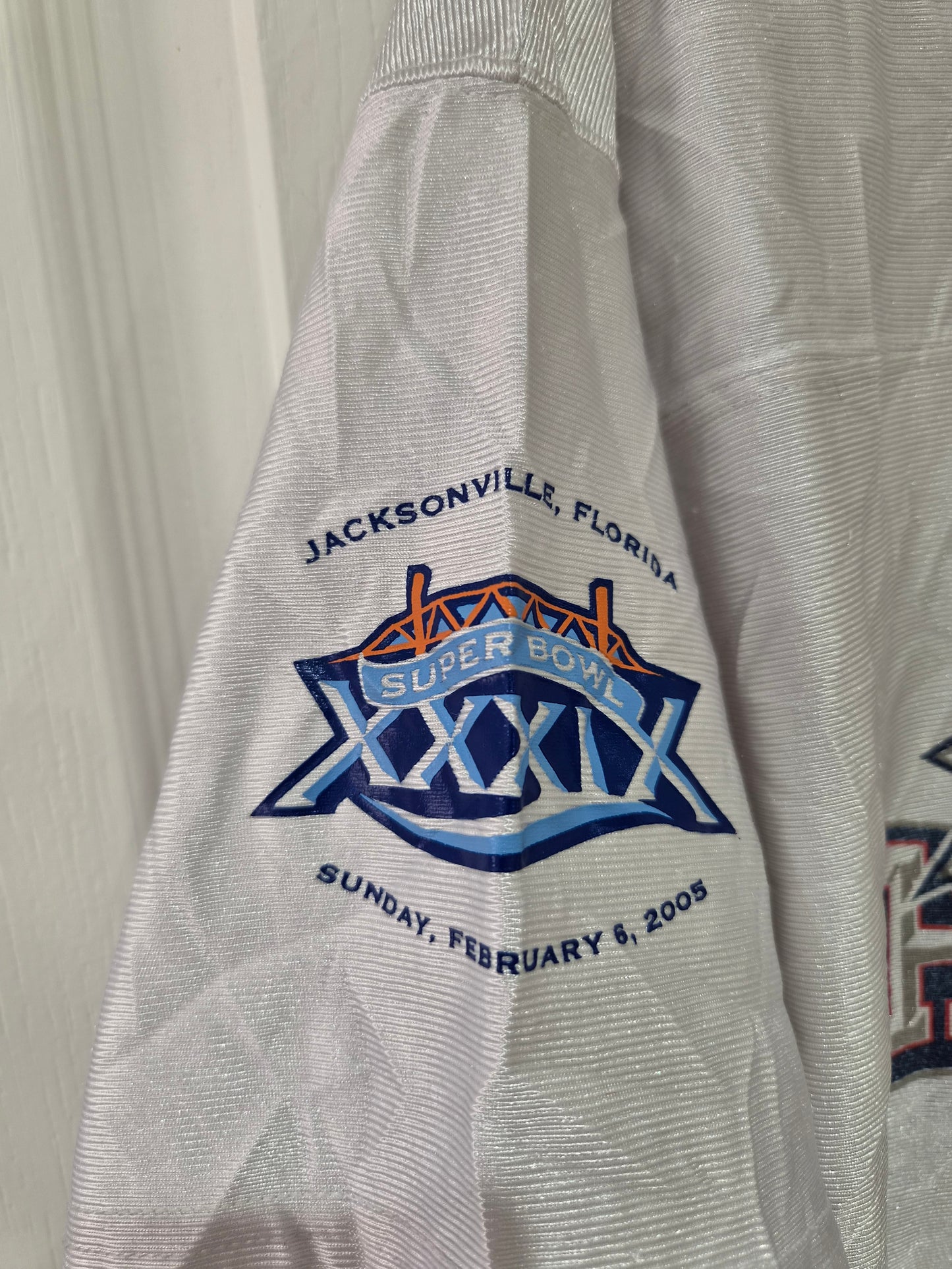 Youth NFL New England Patriots Super Bowl XXXIX Champions T Shirt, #12 Brady, YXL